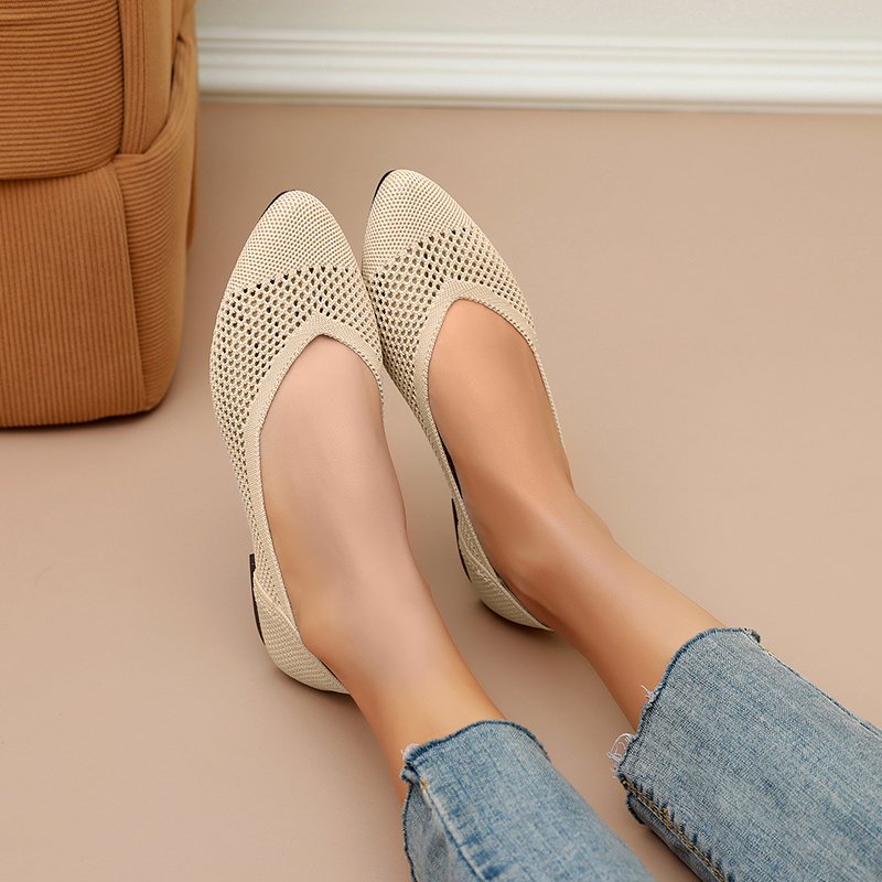 thumbnail video image 2 of YUDAI Ladies' casual shoes, suitable for spring and summer seasons, suitable for walking, daily wear, the best gift for your lover, 2 of 5