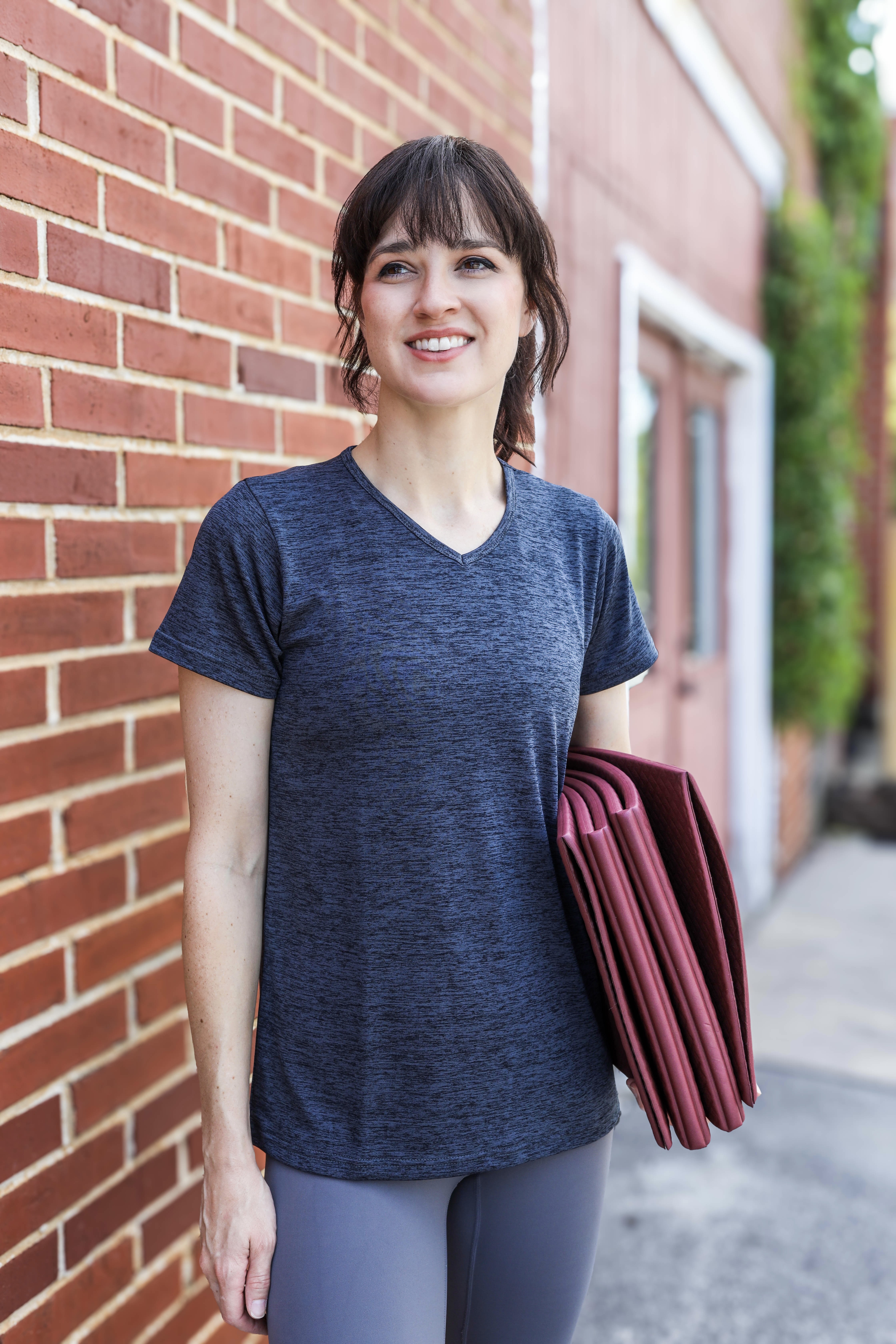 thumbnail video image 2 of SPXTREME [5 Pack] Workout Tops for Women Short Sleeve V-Neck Dry-Fit Moisture-Wicking Women's Activewear T-Shirts for Gym Yoga Running, Plus Sizes S–4XL, 2 of 11