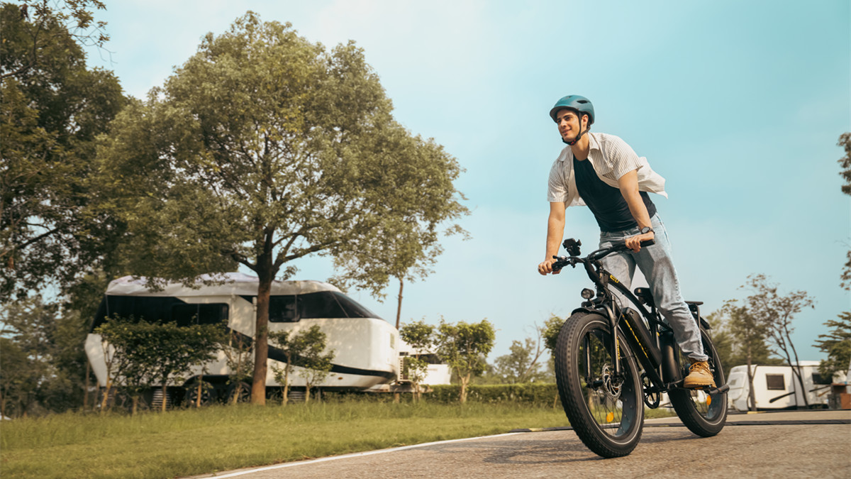 thumbnail video image 2 of Skeri Electric Bike, 26"x4.0" Fat Tire E Bike, 500W (Peak 1000) Motor, 48V 15.6Ah Removable Electric Bike for Adults, 60 Miles & 25 mph, Electric Bicycle with 7 Speed and Front Suspension, 2 of 13