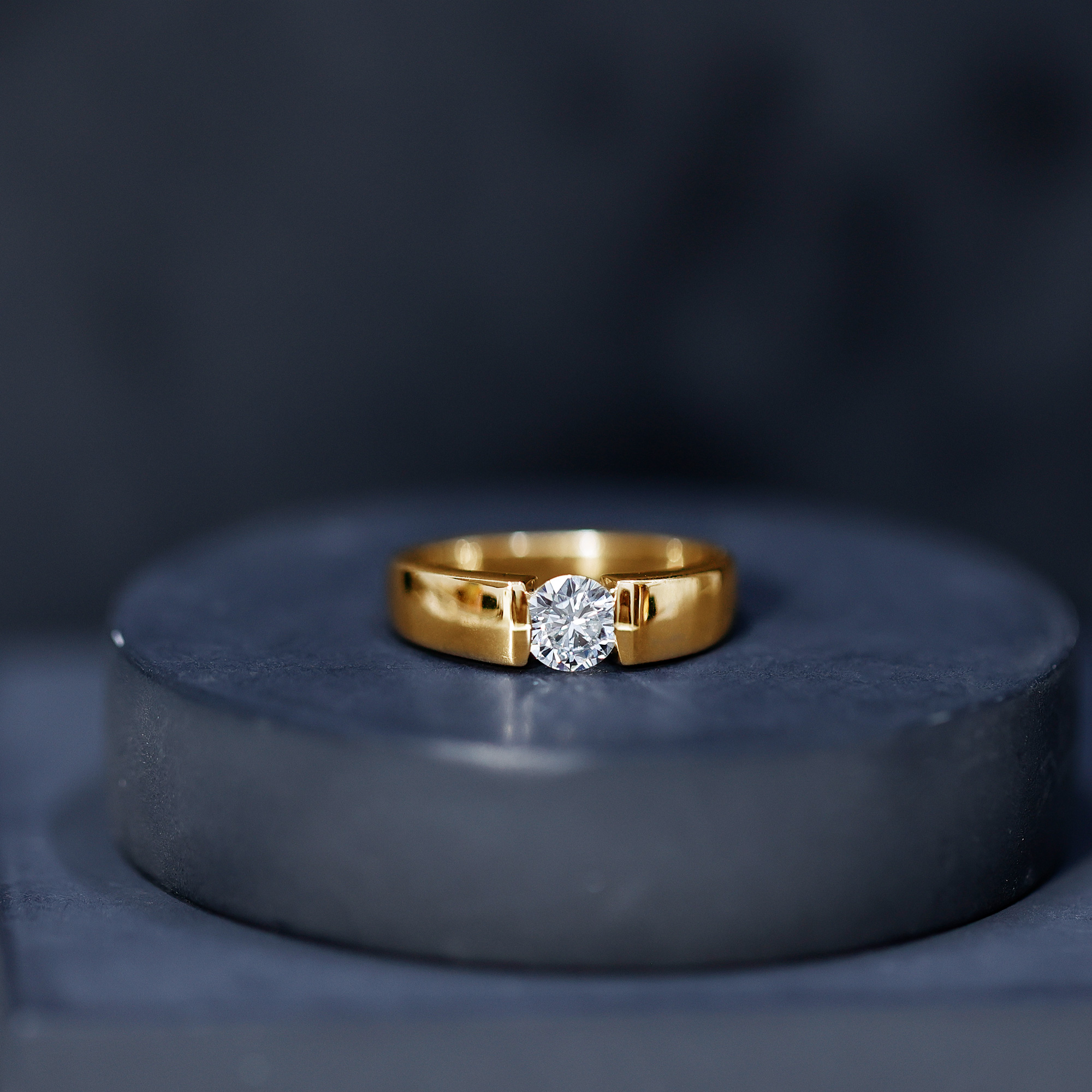 thumbnail video image 2 of Rosec Jewels Certified Lab Grown Diamond Mens Engagement Ring - EF-VS Quality, 10K White Gold, US 10.00, 2 of 8