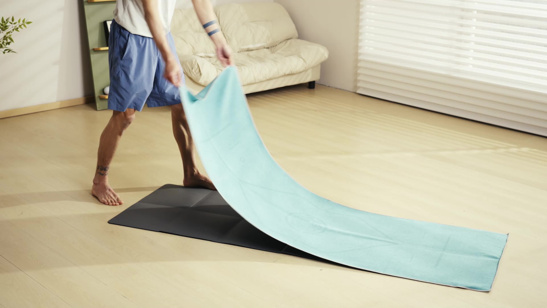 thumbnail video image 2 of YR Yoga Mat Towel Large 72''x24'' Non-slip Sweat Towels for Hot Yoga Pilates with Alignment Lines, Blue, 2 of 9