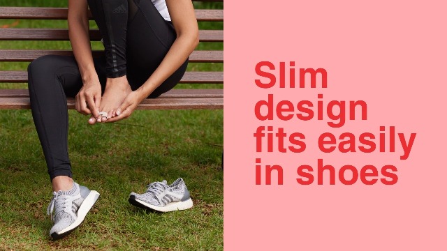 thumbnail video image 2 of Zentoes Fabric Buddy Toe Wrap, Reusable Hammertoe Straightener & Separator, 4 Count, Black, 2 of 11