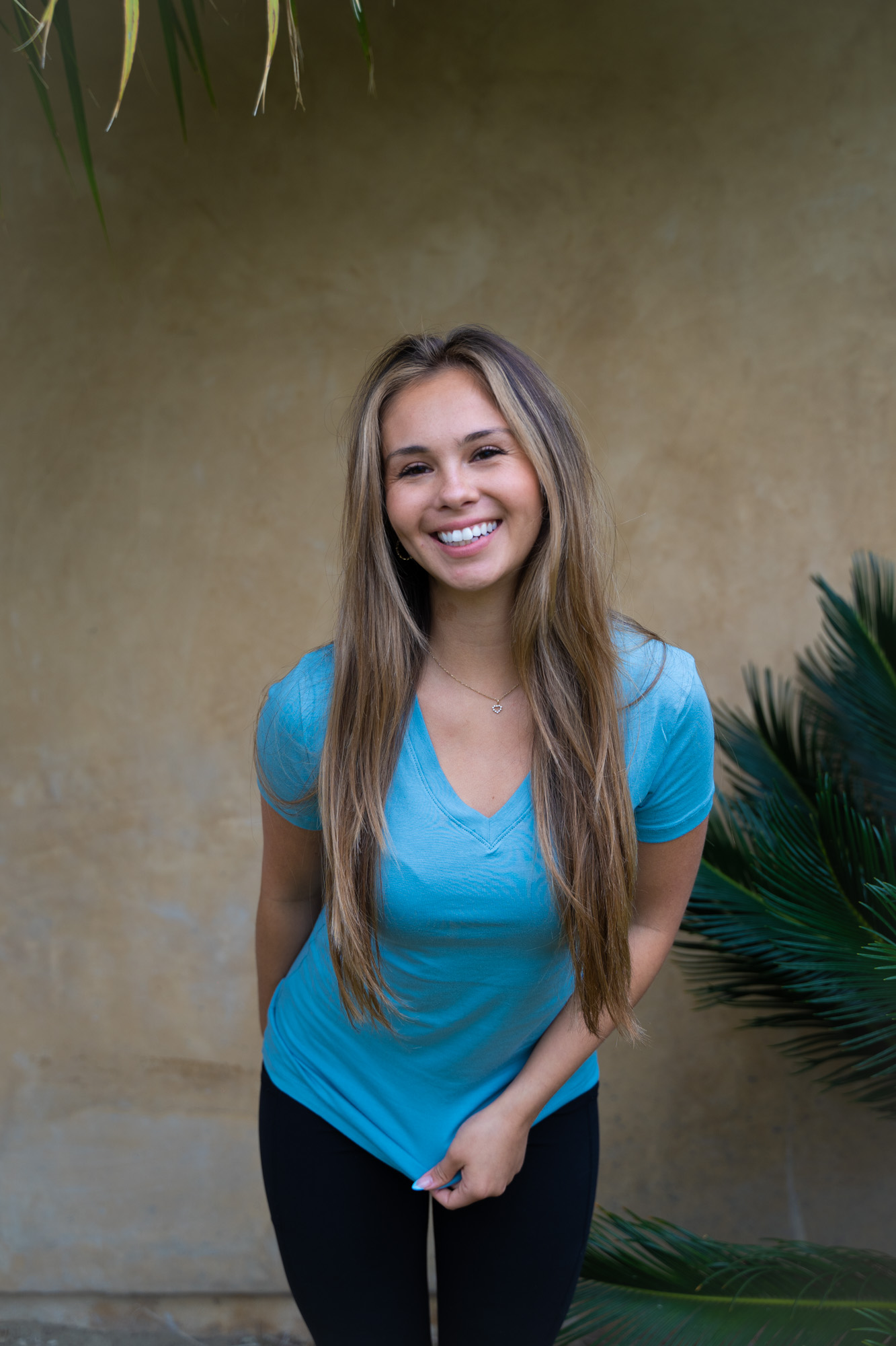 thumbnail video image 2 of Niobe Clothing Womens V-Neck Cotton Short Sleeve Long T-Shirt Top, 2 of 7