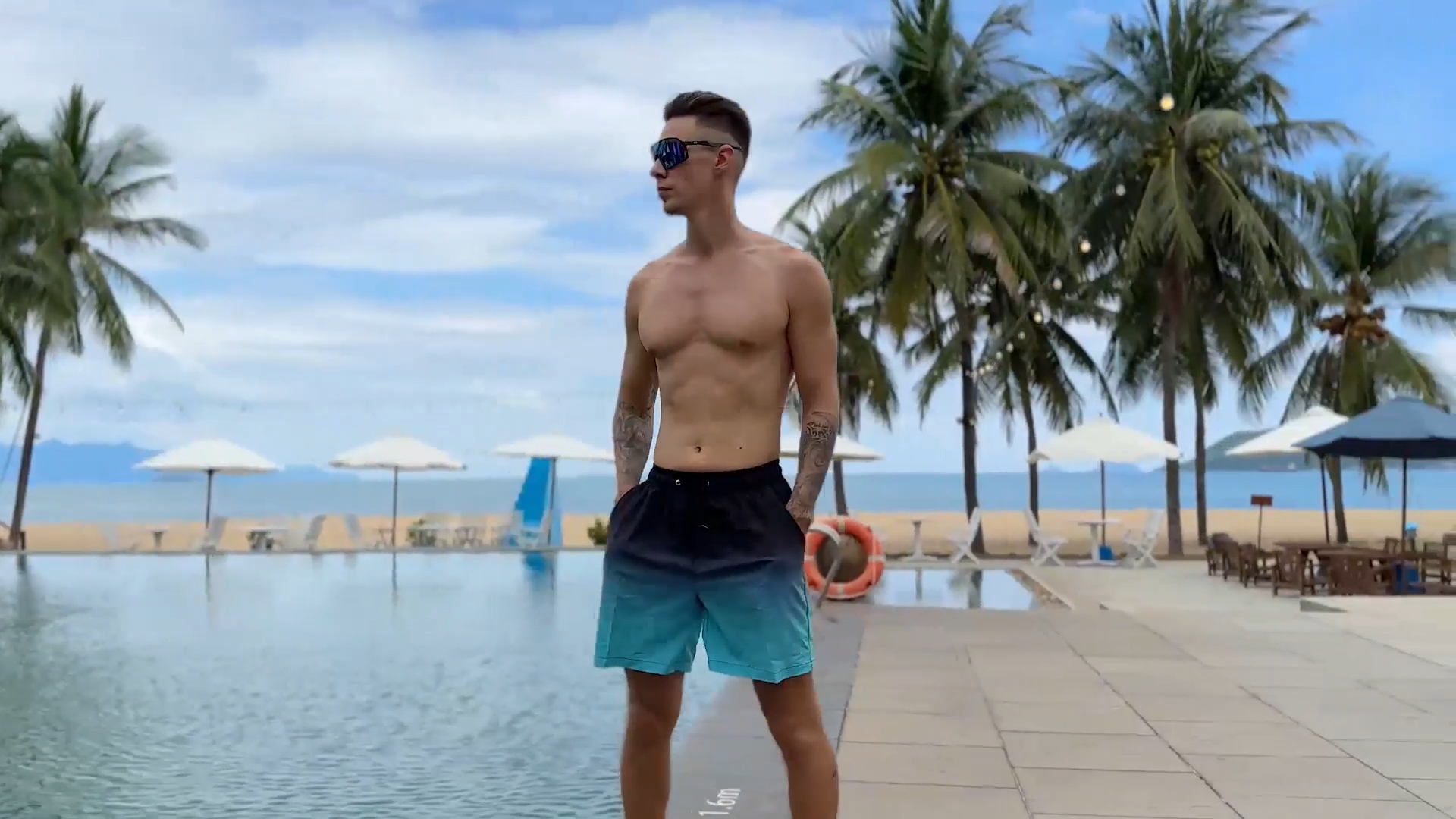 thumbnail video image 2 of Zando Mens Swim Trunks with Compression Liner Quick Dry Beach Shorts for Mens Bathing Suit Navy Blue Fish Bone M, 2 of 7