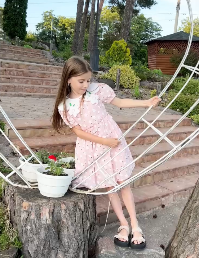 thumbnail video image 2 of Girls Dress Pink Vintage Floral Ruffle Scalloped Collar Elegant Summer 7 Years, 2 of 9