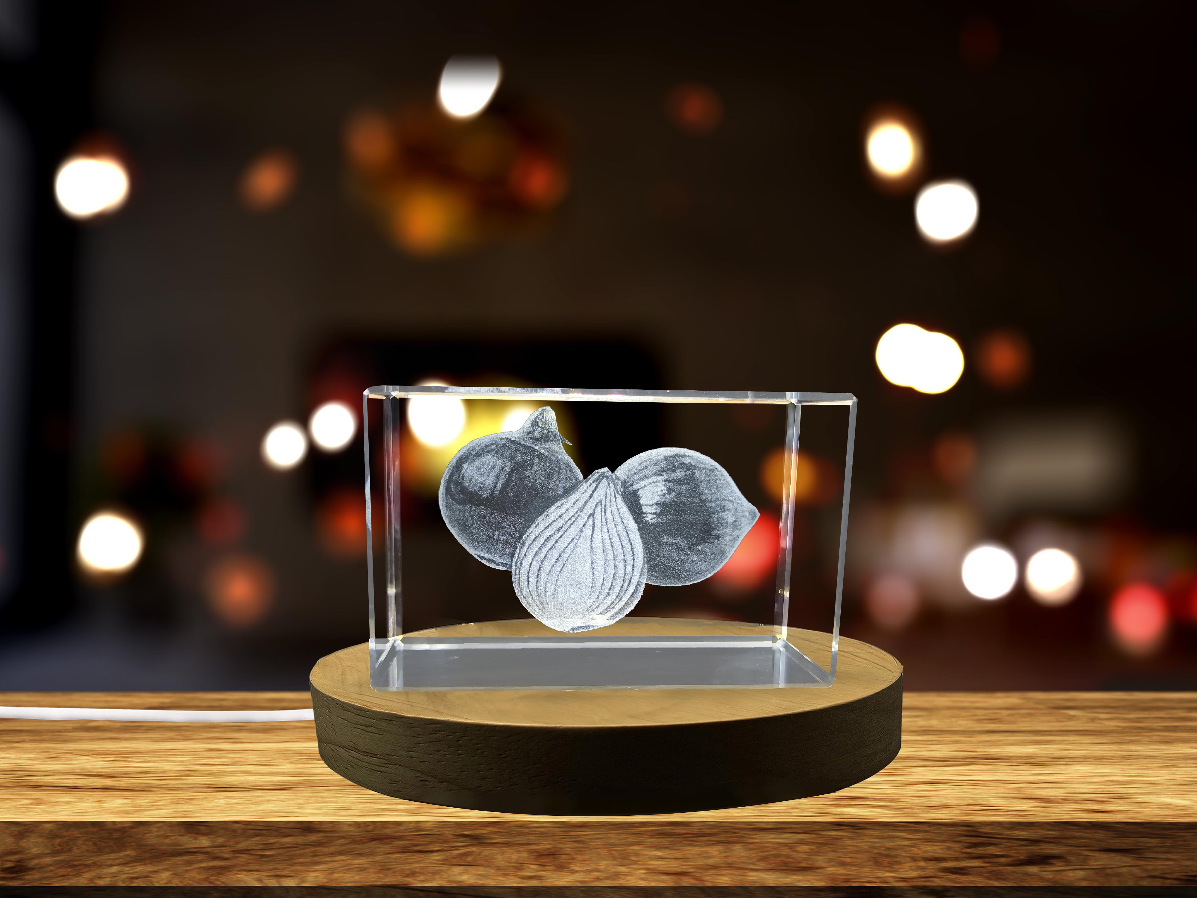 thumbnail video image 2 of Onion 3D Engraved Crystal Decorative Unique Gift, 2 of 7