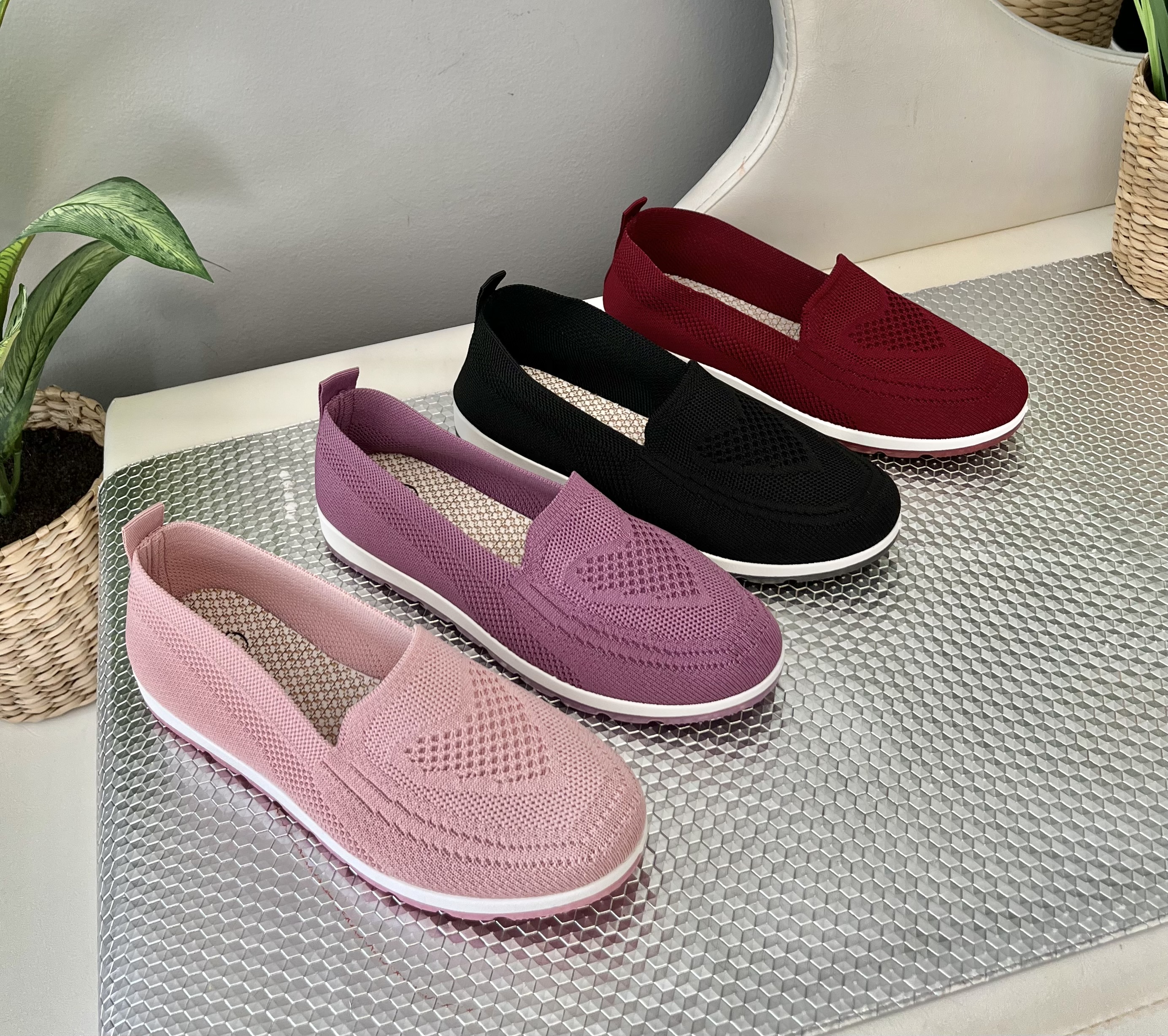 thumbnail video image 2 of SPATI Women's Knitting Flat Shoes Walking Shoes Comfort Loafers Breathable Mesh Female Round Toe, 2 of 9