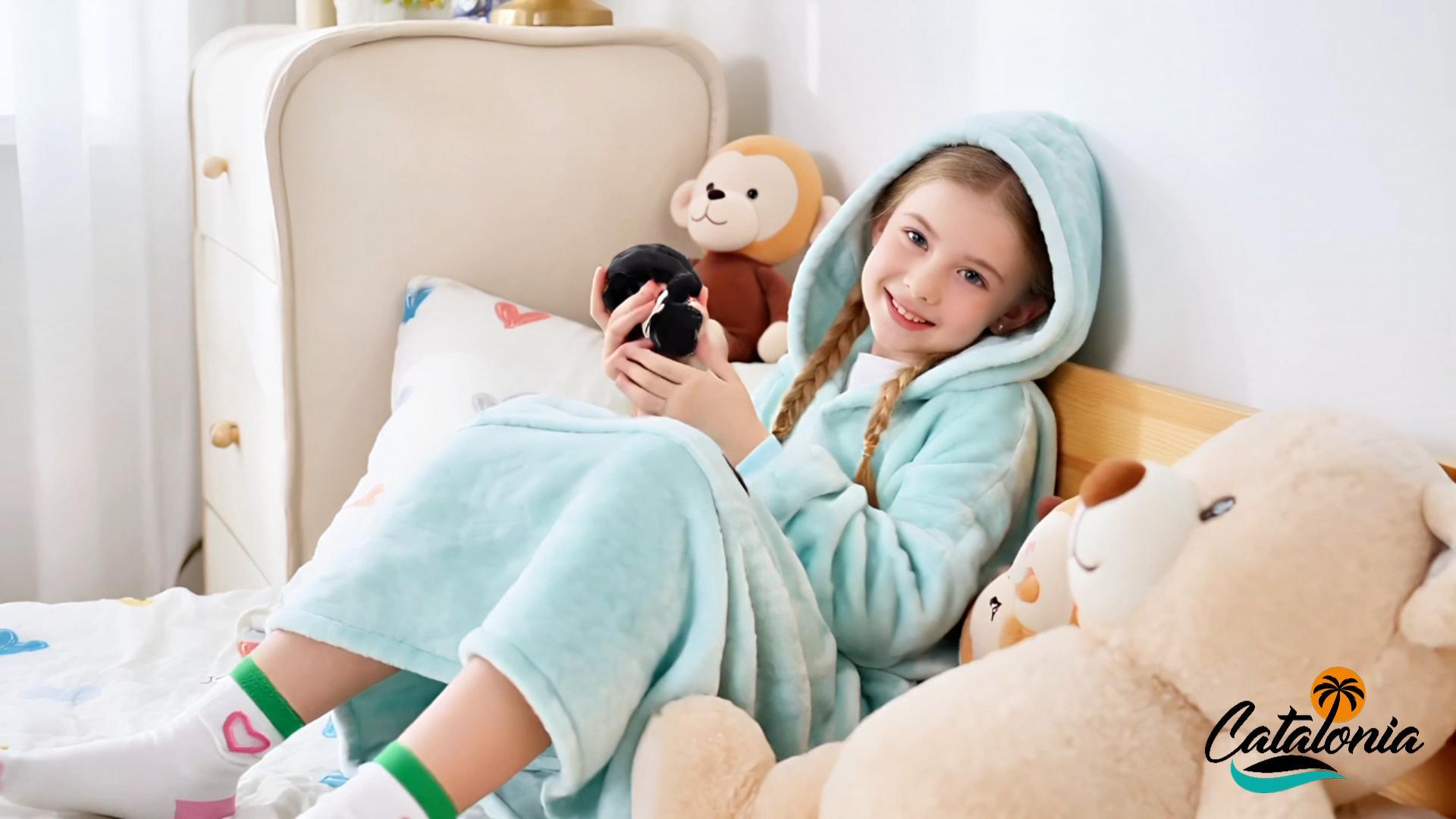 thumbnail video image 2 of Catalonia Oversized Blanket Hoodie Sweatshirt for Kids, Wearable Fleece Pullover with Large Front Pocket, Teen Boys Girls Gift, 2 of 7