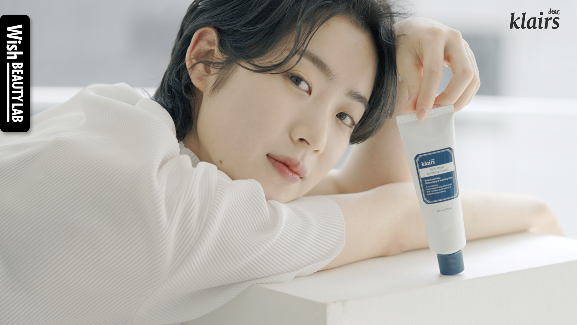 thumbnail video image 2 of [Dear Klairs] Rich Moist Soothing Cream 2.85 oz (80 ml), 2 of 3