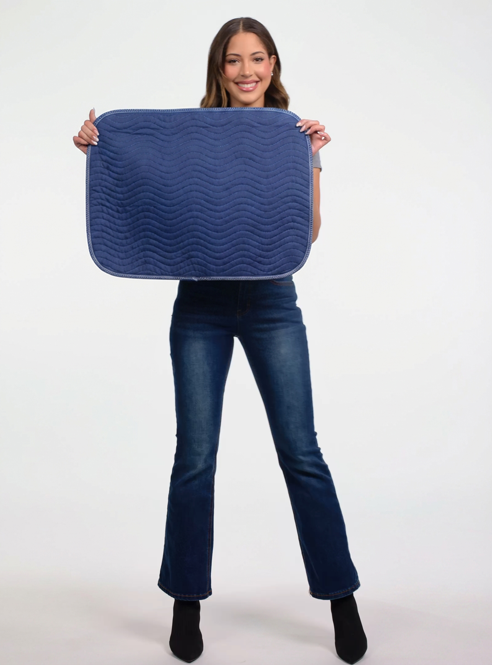 thumbnail video image 2 of Improvia Washable Bed Pads for Incontinence, Waterproof Reusable, 18 x 24 in, 4-Pack (Navy & Green), 2 of 8