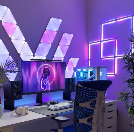 Nanoleaf Shapes Triangles Smarter Kit, 5PK Indoor Modern Modular