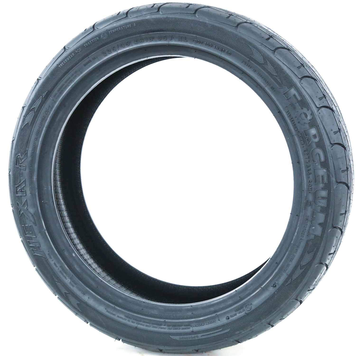 Forceum HEXA-R Sporty UHP Tire, 225/45R18 95Y, High Performance