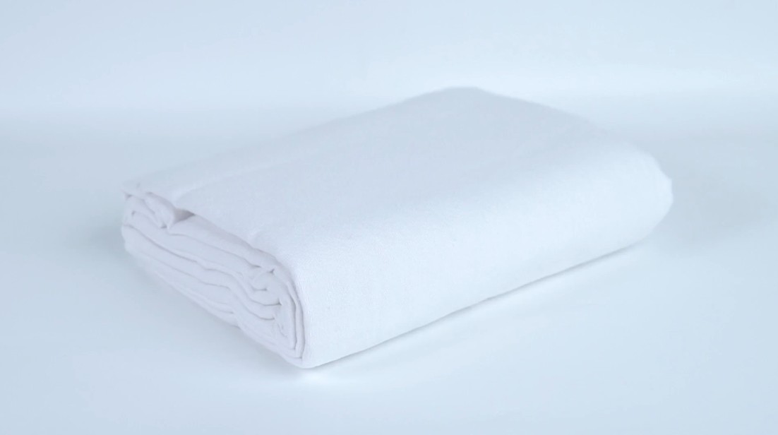 thumbnail video image 2 of Linteum Textile 100% Cotton 70x90 in Hospital Bath Blanket, 1.75 lb. Chocolate, 2 of 8