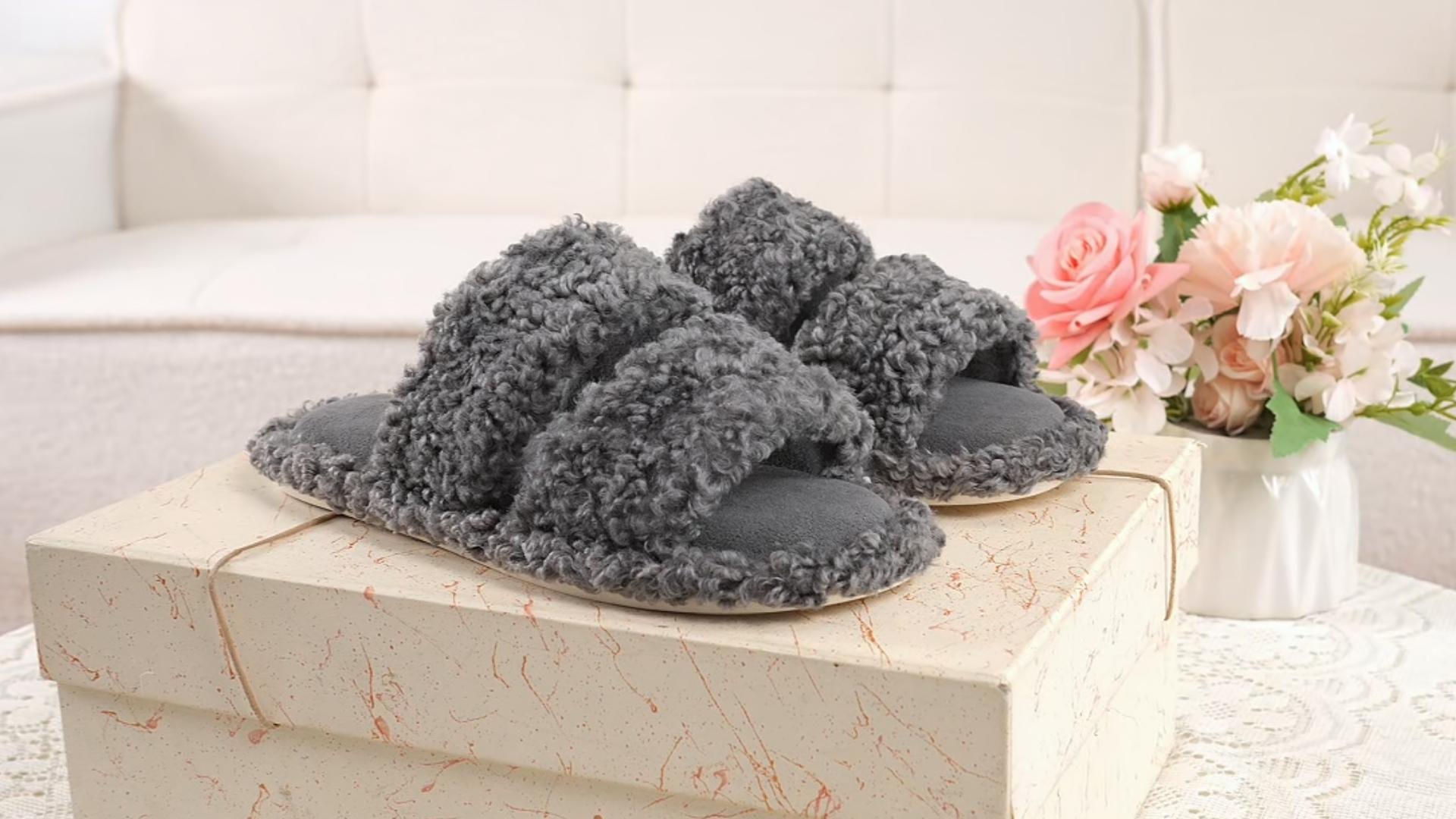 thumbnail video image 2 of HomeTop Women's Fuzzy Open-toe Slippers Comfy Soft Memory Foam Indoor Outdoor House Shoes, 2 of 7