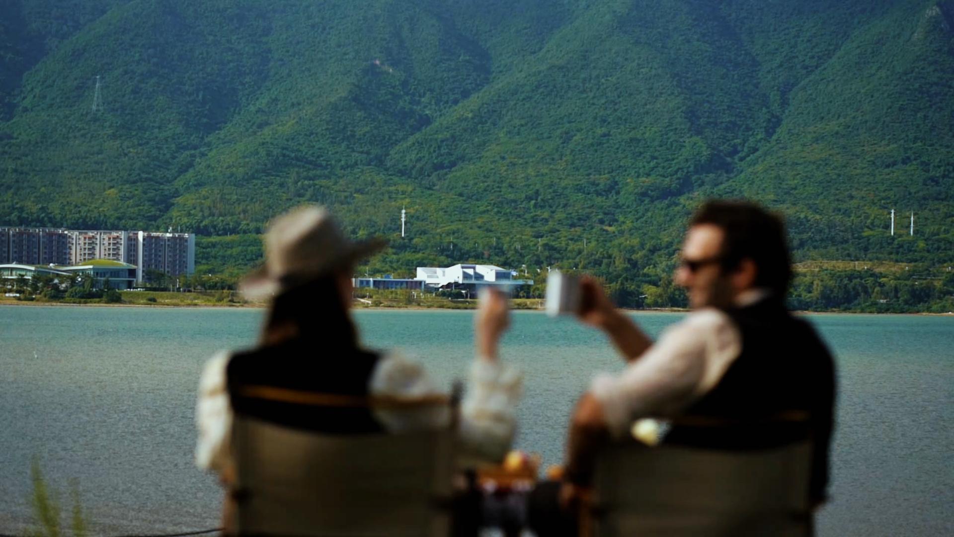 thumbnail video image 2 of Segmart Fire Pit for Outside, 32'' Outdoor Wood Burning Fire Pit with Mesh Lid & Poker, Firepit Bowl with Spark Screen for Backyard Garden Patio Bonfire, Black, 2 of 9