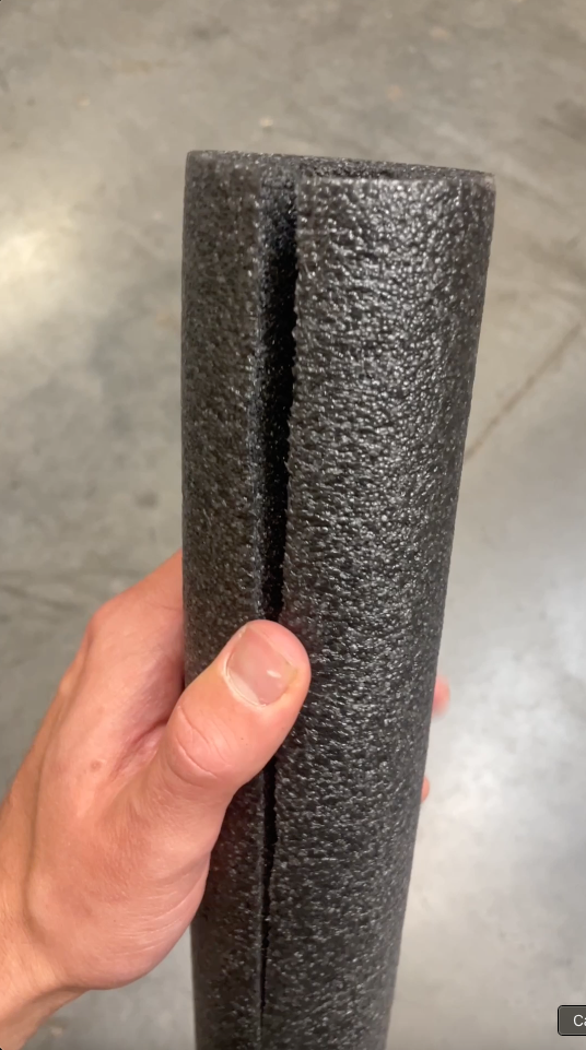 thumbnail video image 2 of Oodles Of Noodles Clamp-On Standard Size Foam Noodles 12 Count - Green, 2 of 6