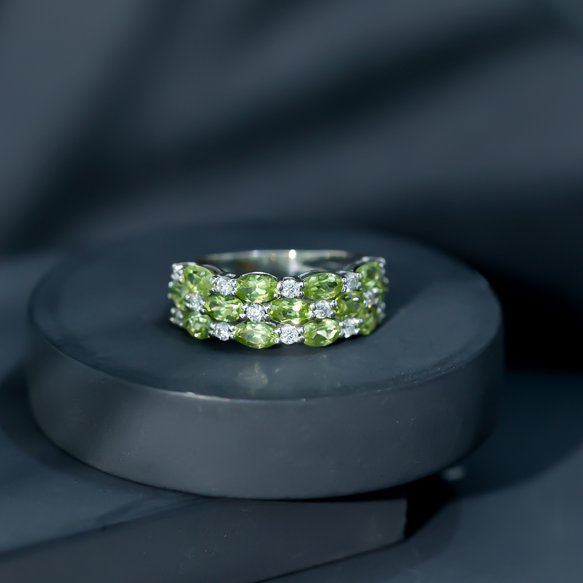 thumbnail video image 2 of Rosec Jewels Natural Peridot Cocktail Ring with Moissanite for Women - AAA Quality, 18K Yellow Gold, US 13.00, 2 of 8