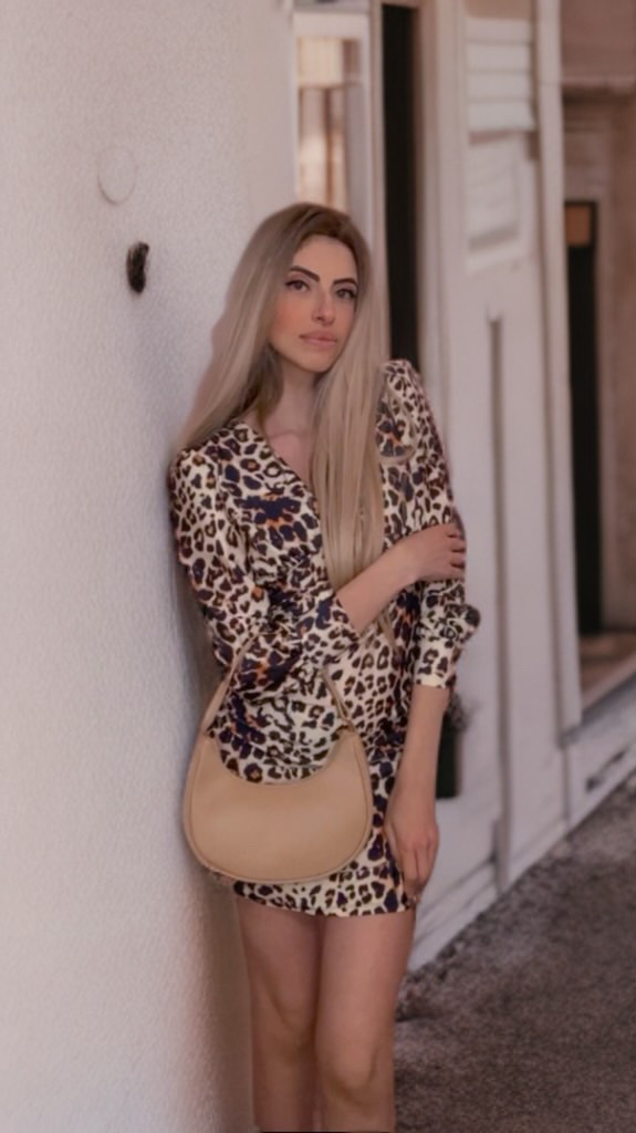 thumbnail video image 2 of Barabum Retro Classic Clutch Shoulder Tote HandBag with Zipper Closure for Women,Crescent Shoulder Bag(Brown), 2 of 7