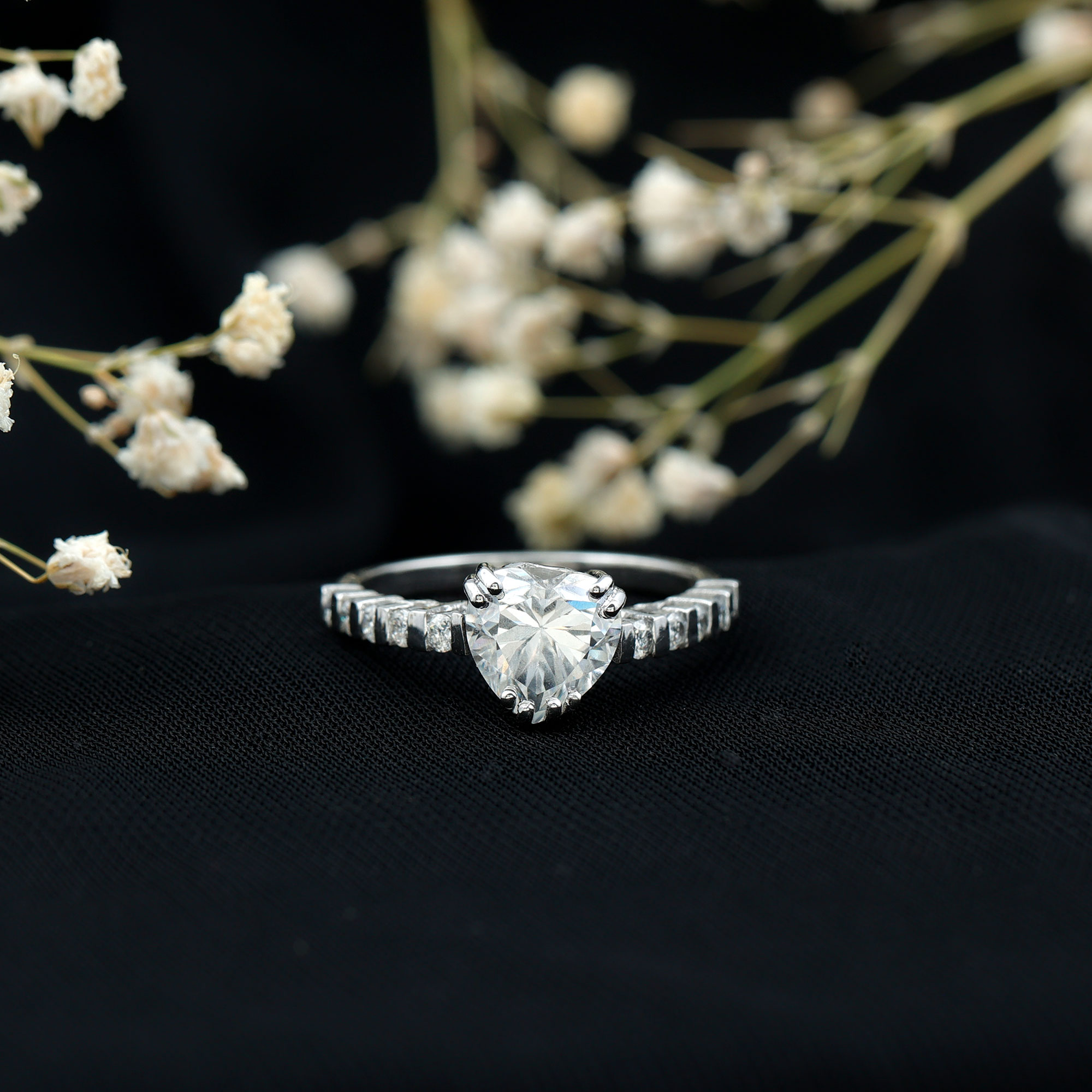 thumbnail video image 2 of Rosec Jewels Heart Shape Engagement Ring 2 Carat - D-VS1 Grade Moissanite Ring with Side Stones (8 mm), 925 Sterling Silver, US 11.00, 2 of 6