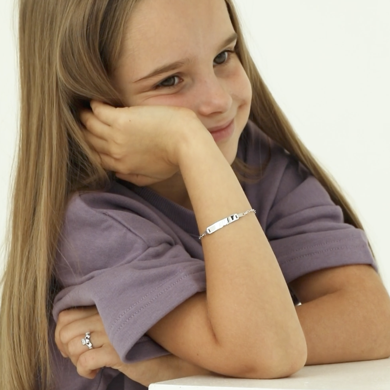 thumbnail video image 2 of 6" Identification Bracelet Kids / Girls Bracelet Rondel Link - Sterling Silver, 2 of 6