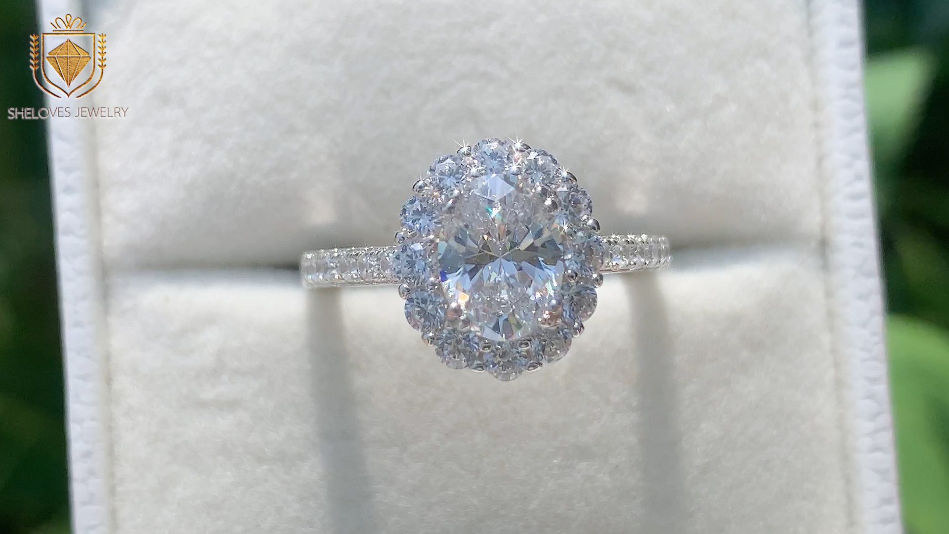 thumbnail video image 2 of SHELOVES 1.8 Carat Oval Halo Engagement Rings for Women AAAAA Cubic Zirconia Wedding Rings 925 Sterling Silver Size 9, 2 of 7