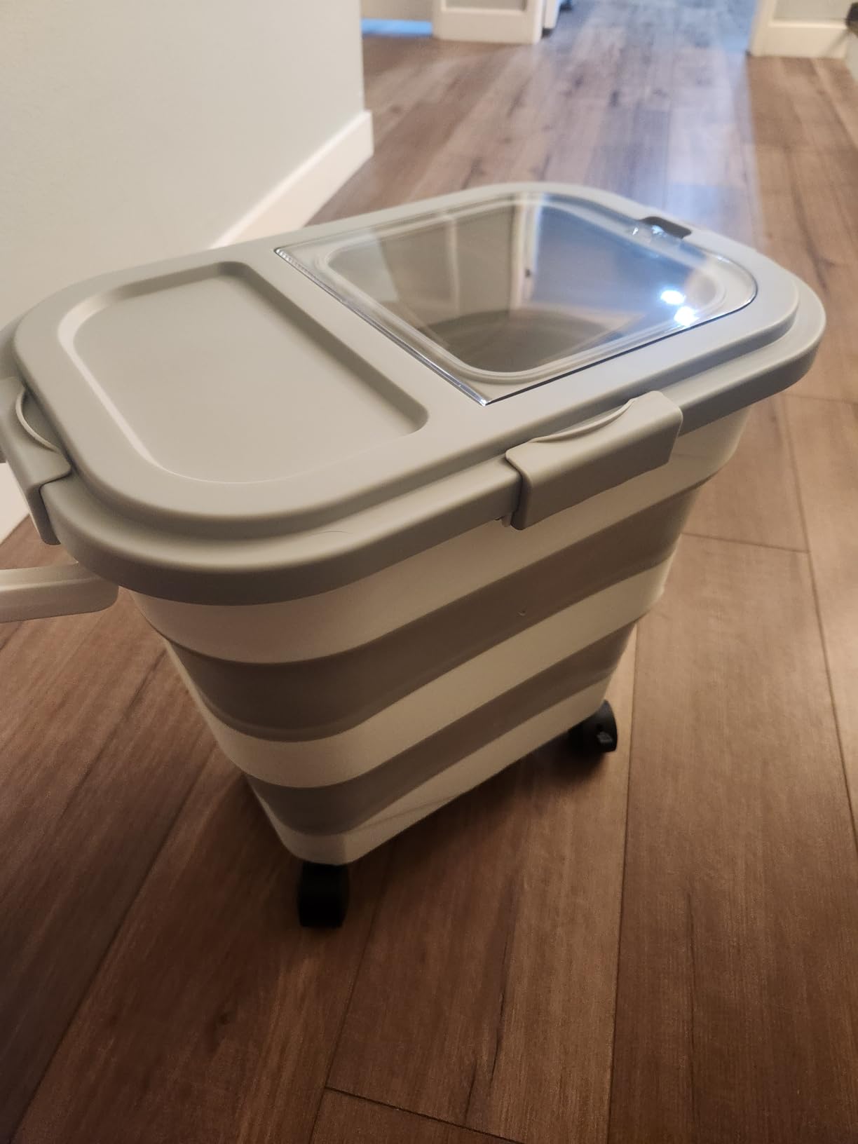 thumbnail video image 2 of Collapsible Airtight Rice Storage Container, 10-40 lb Capacity Rice Dispenser Bin with Cup & Scoop, Pet Dog Food Storage Container 25lb, for Flour Cereal Pasta Grain, 2 of 7