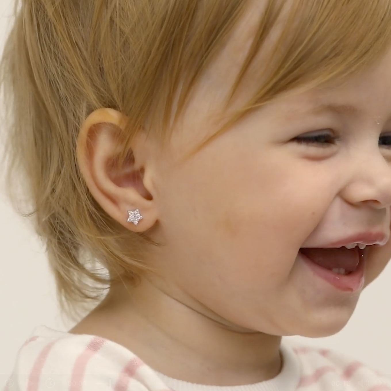 thumbnail video image 2 of 925 Sterling Silver Sparking Stars CZ Screw Back Earrings Toddlers & Girls, 2 of 7