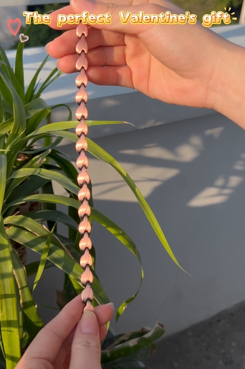 thumbnail video image 2 of Wollet Pure Copper Bracelets for Women, leaf Design Copper Bracelets with 3500 Gauss Magnets, Jewelry Gift for Mom, 2 of 8