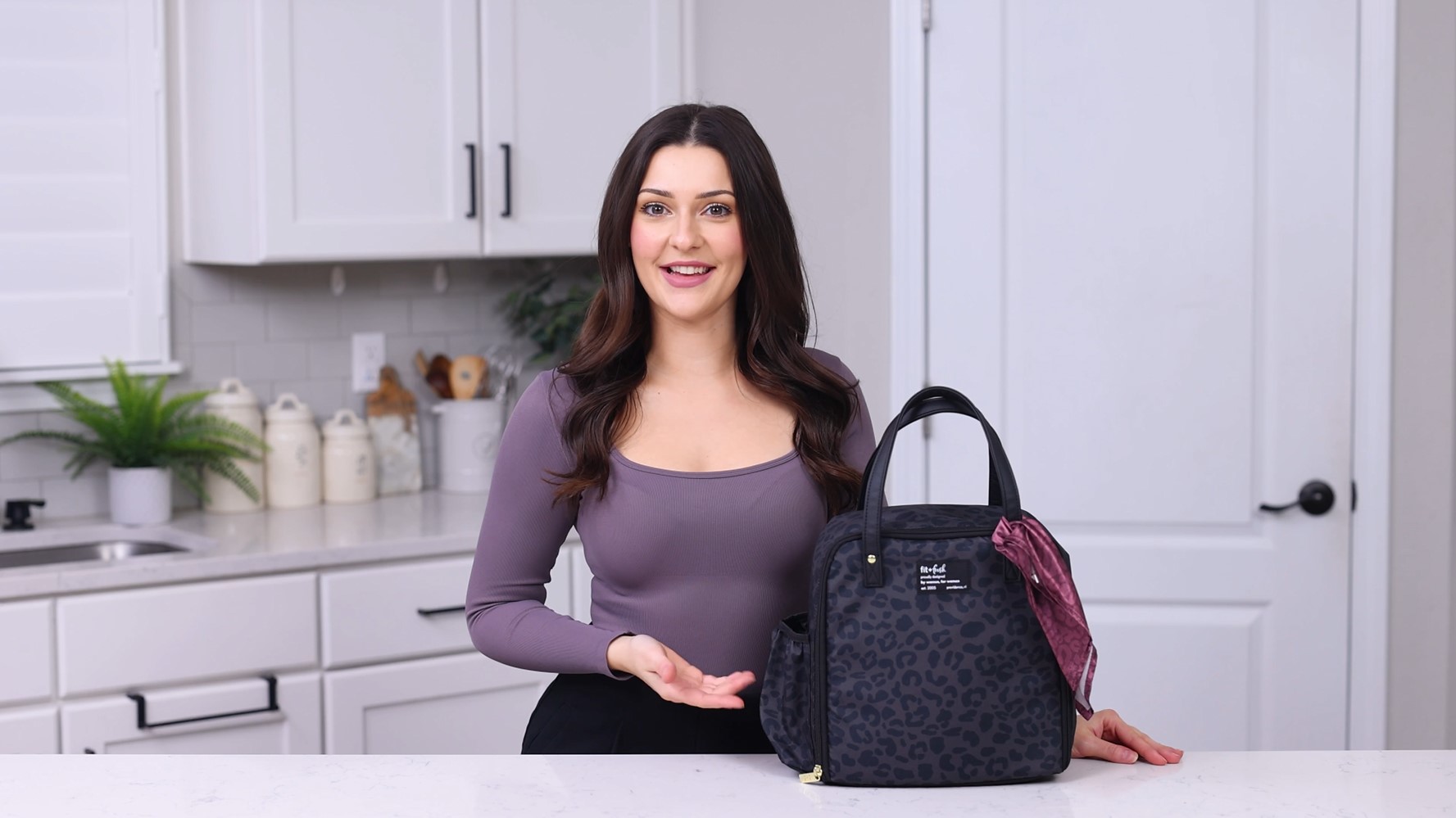 thumbnail video image 3 of (5 pack) Fit & Fresh Wichita Women's Lunch Bag, Large Insulated Tote Bag, Includes Fashion Scarf, Cheetah Black, 3 of 19