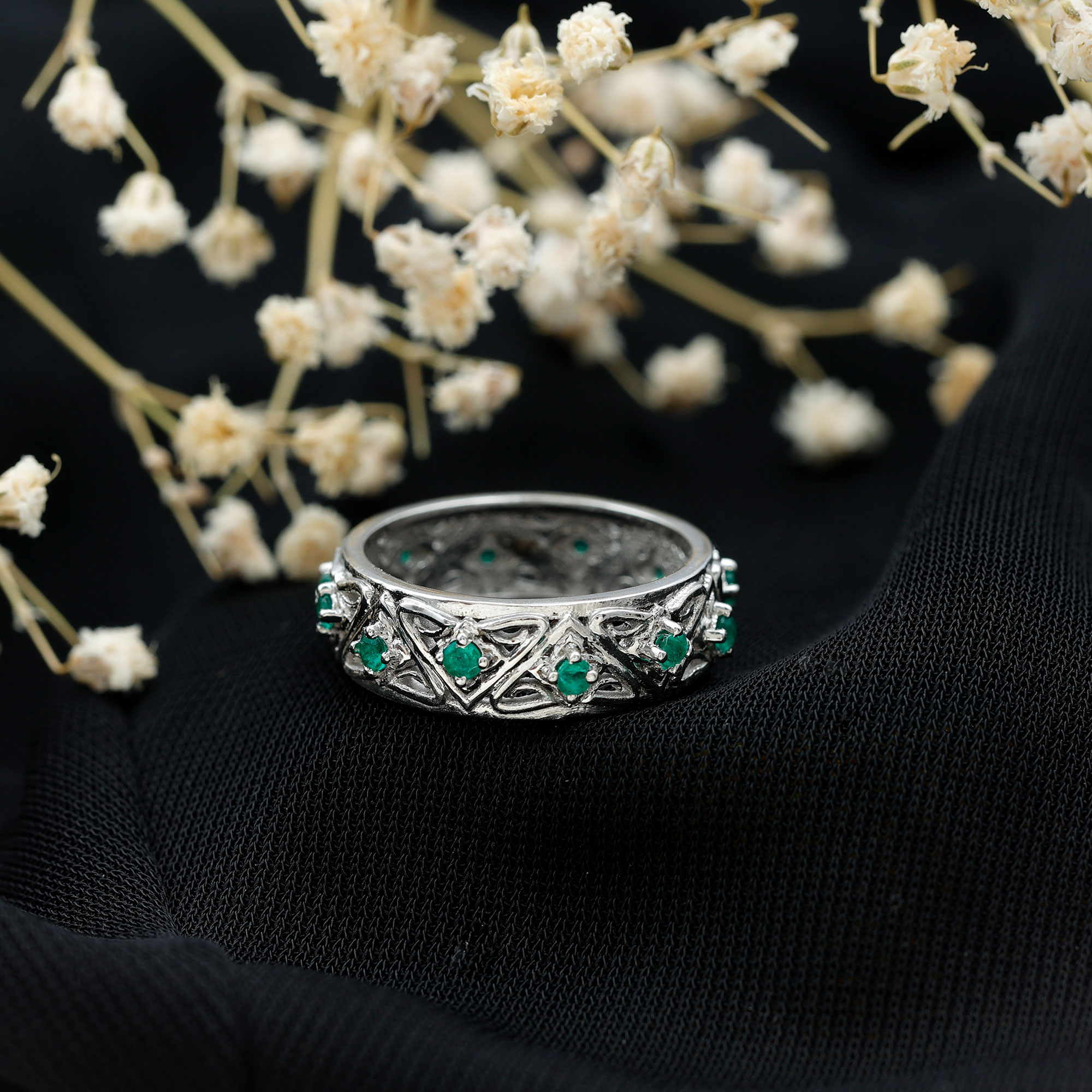 thumbnail video image 2 of Rosec Jewels Vintage Inspired Emerald Wedding Band for Women (0.25 CT, AAA Quality), 18K Yellow Gold, US 6.00, 2 of 8