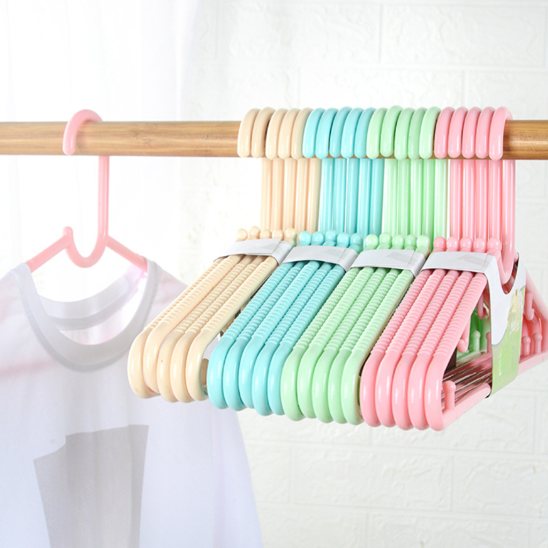 VORINEO Adult Heavy Duty PP Plastic Clothes Hangers, Orange, 10 Count ...