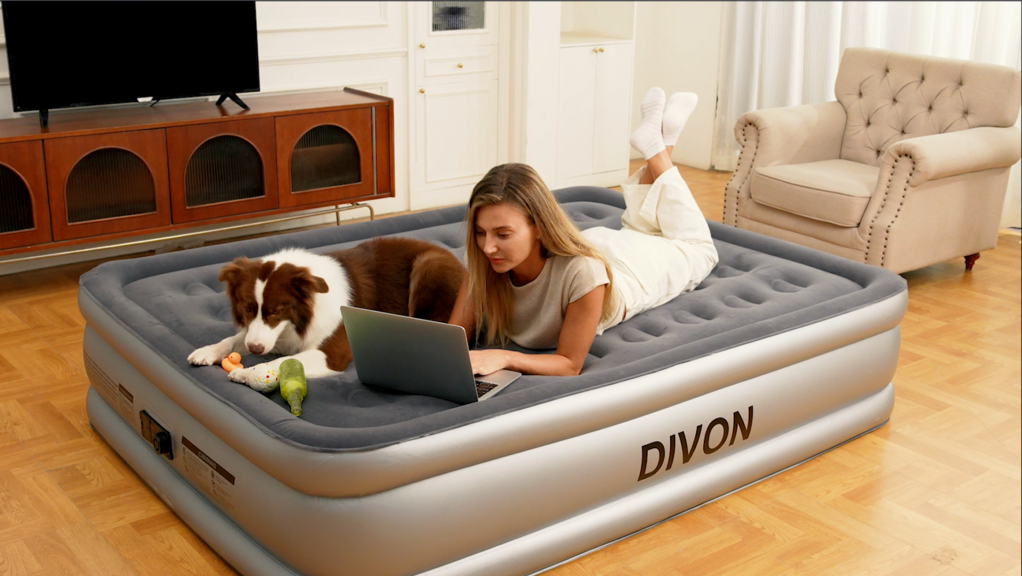 thumbnail video image 2 of Divon Queen Air Mattress with Built-In Pump, 18-Inch Elevated Inflatable Air Bed, Quick Inflation and Deflation, Portable Blow-Up Bed for Guests, Home and Travel, Gray, 2 of 9