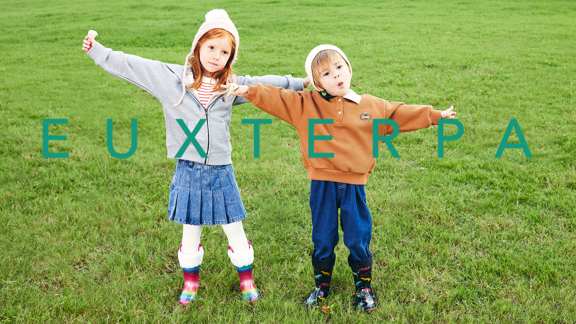 thumbnail video image 2 of EUXTERPA Kids Light Up Glitter Rain Boots Winter Snow Warm Lined Boots for Girls Toddler Size 10, 2 of 6