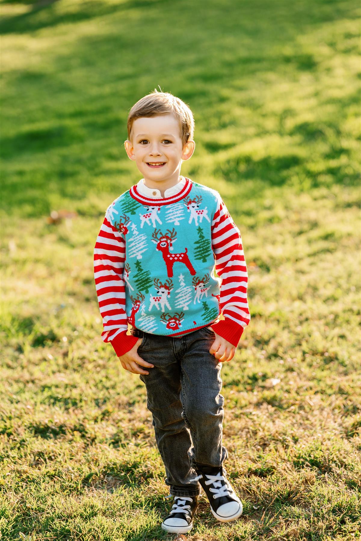 thumbnail video image 2 of Socal Look Kids Christmas Sweater, Children's Acrylic Holiday Pullover for Boys & Girls, 9-10 Years, 2 of 9