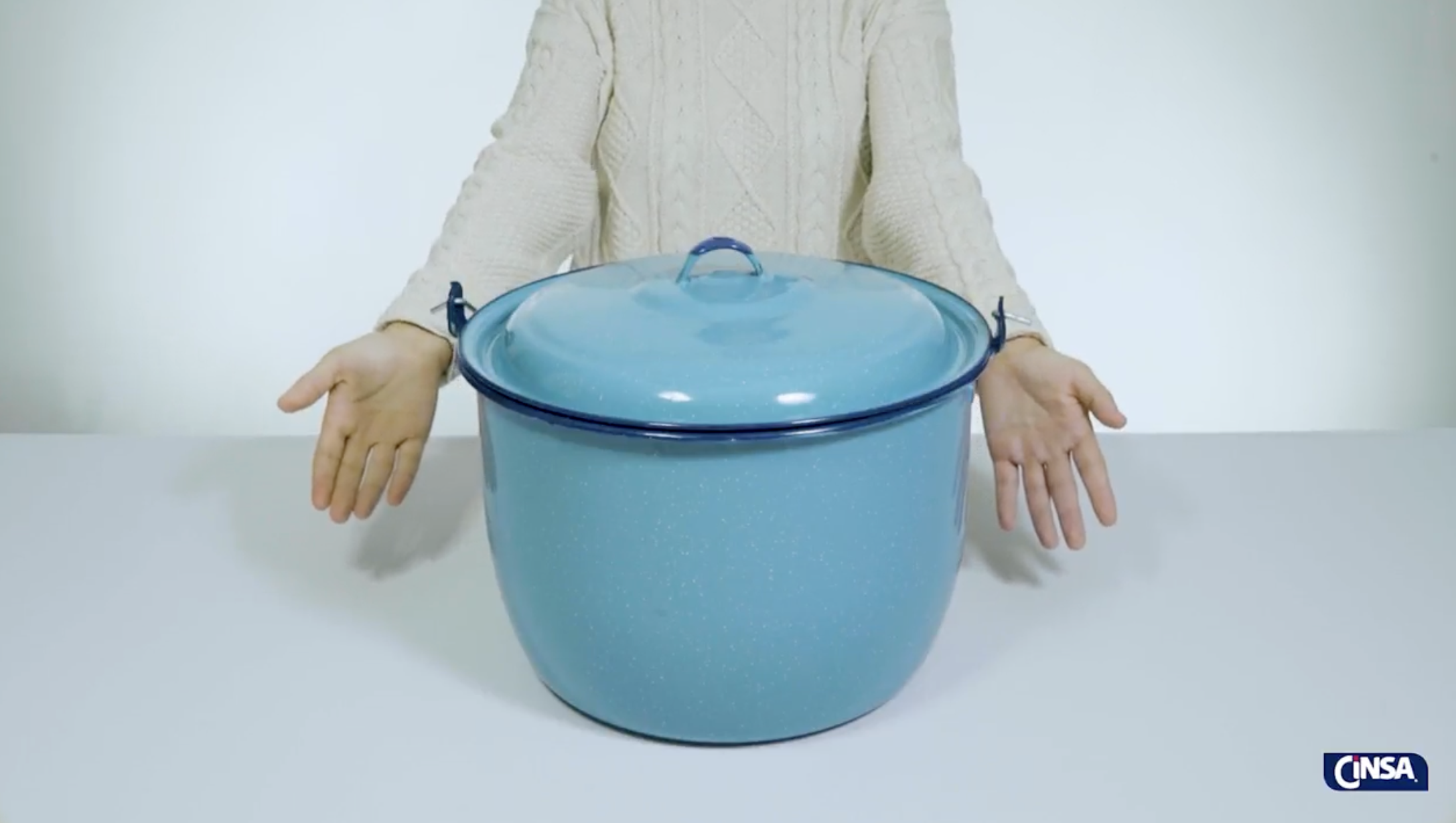 thumbnail video image 2 of Cinsa Hispanic Collection Enameled Steel Stockpots, 14 & 8 Quart, Glossy Vitrified Set of 8, 2 of 7