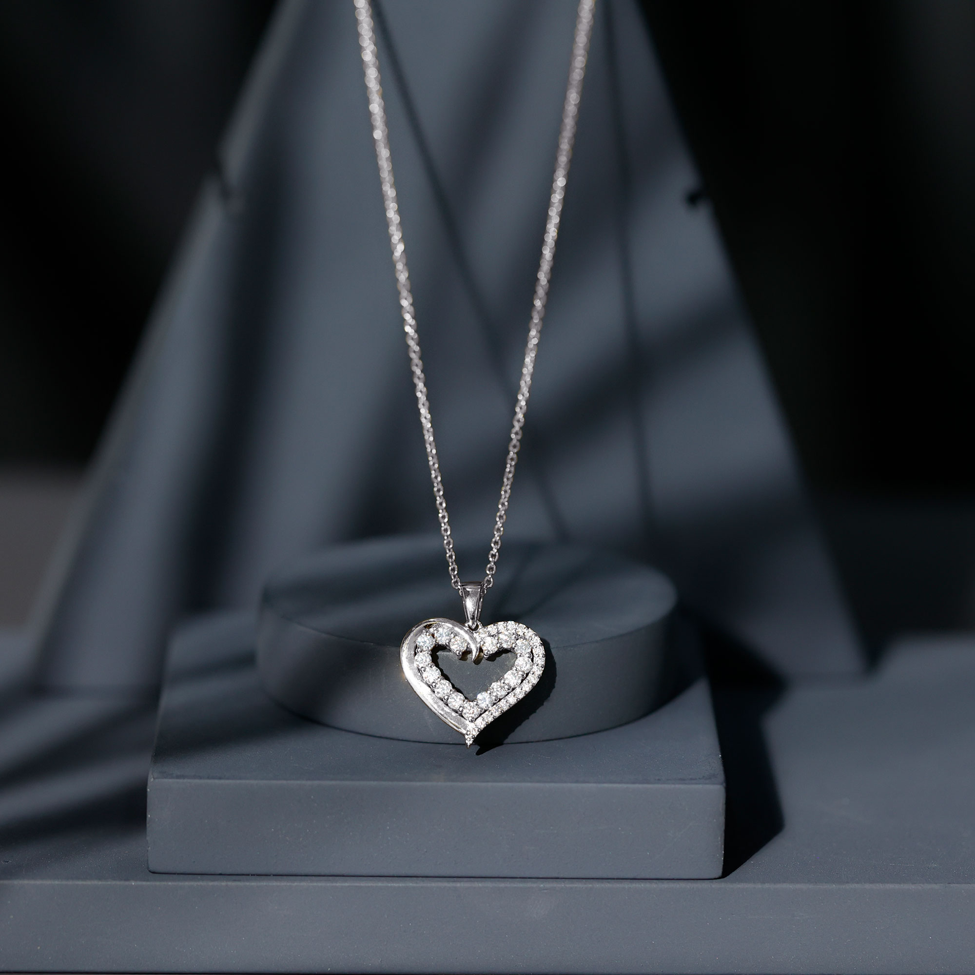 thumbnail video image 2 of Rosec Jewels Lab Diamond Heart Pendant Necklace for Women - EF-VS Grade - Ready to Gift for Valentines Day, 925 Sterling Silver, 2 of 8