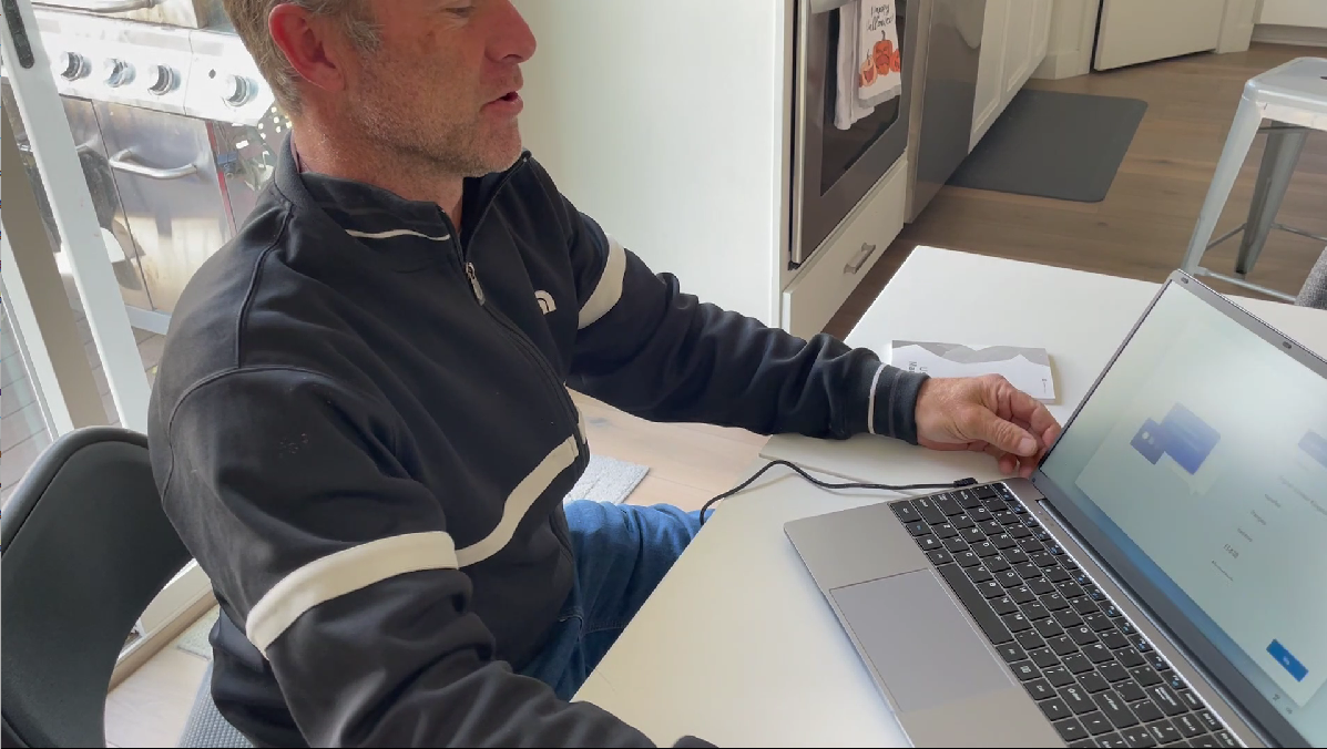thumbnail video image 2 of Jumper 15.6" Laptop, Intel Celeron 5205U, 4GB RAM, 128GB Storage, Windows 11 Home, 1-Year Office 365 Included, Silver, EZbook S7HI, 2 of 8