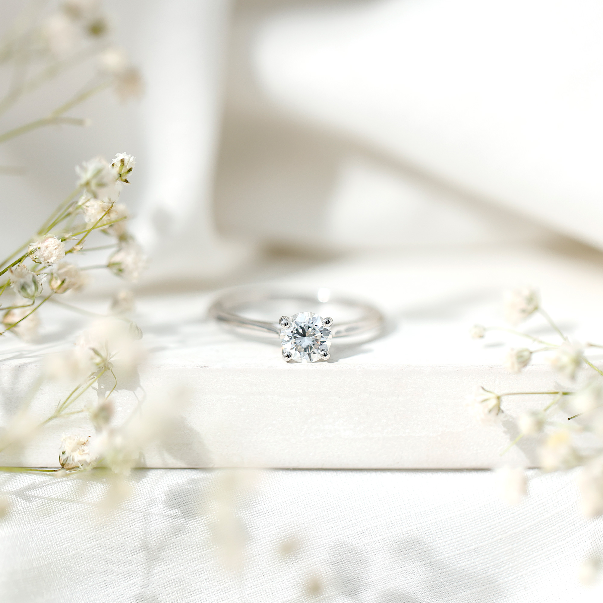 thumbnail video image 2 of Rosec Jewels IGI Certified Lab Grown Diamond Solitaire Engagement Ring 1 Carat - E-VS1 Quality - Gift for Special Occasions, 10K White Gold, US 9.00, 2 of 9