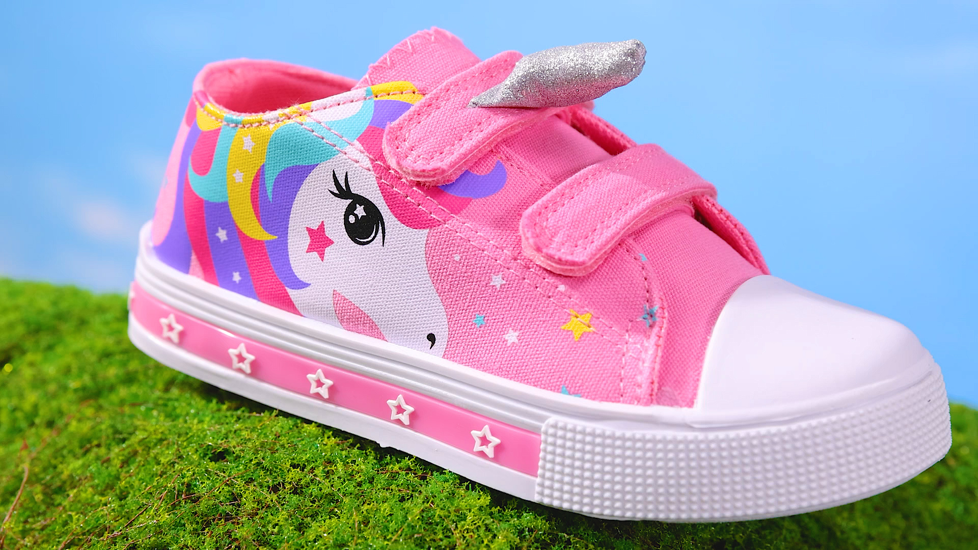 thumbnail video image 2 of FUNCOO PLUS Kids Light Up Sneakers Toddler Boys Canvas Shoes, Skeleton Dinosaur, Size 6, 2 of 8