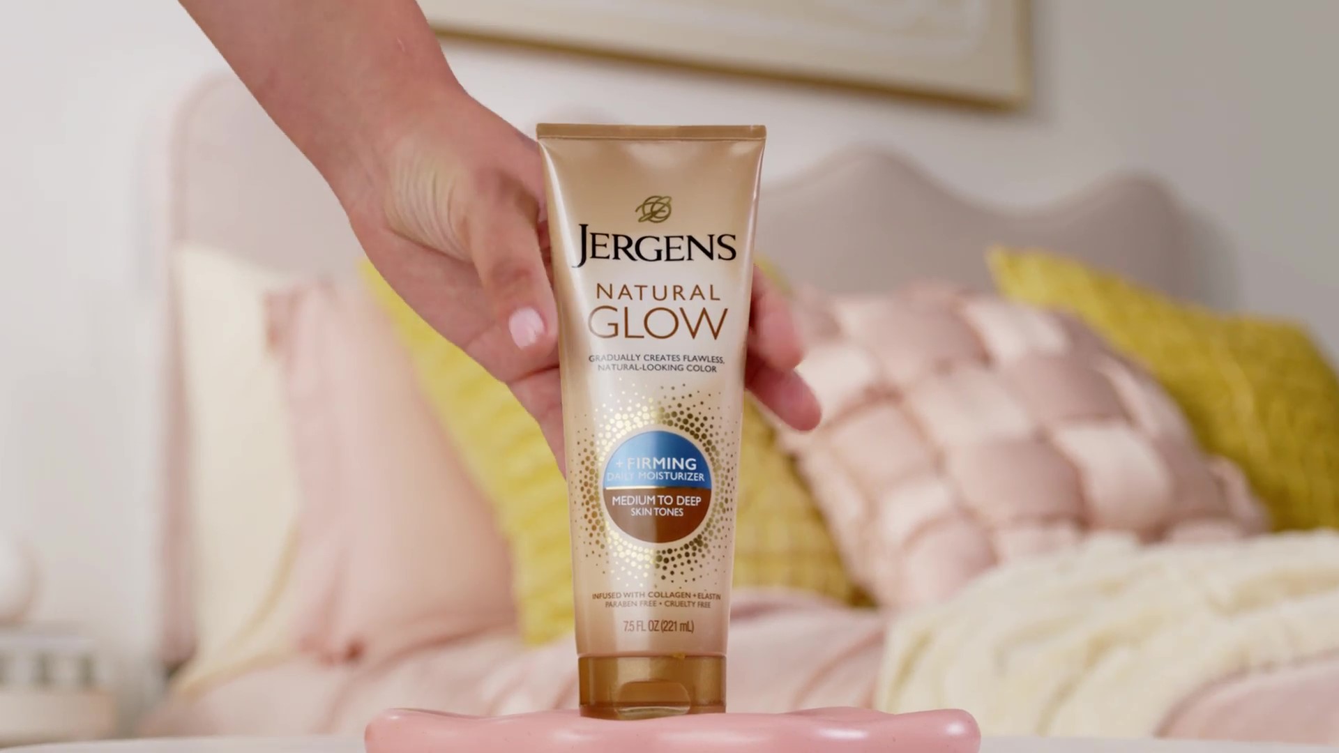 thumbnail video image 3 of Jergens Natural Glow Firming Daily Moisturizer Medium to Tan Sunless Self Tanner Lotion, 7.5 oz, 3 of 12