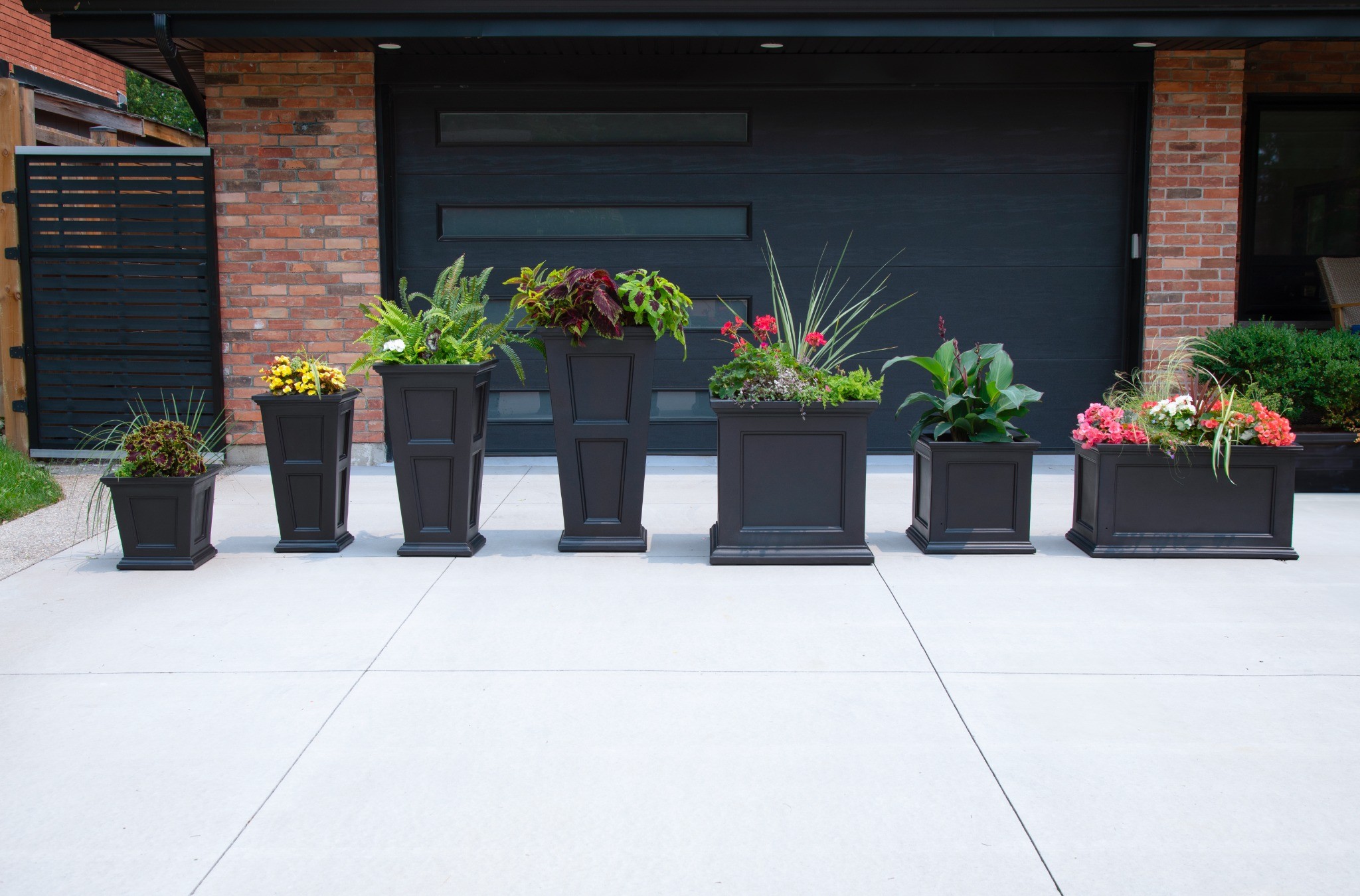 thumbnail video image 2 of Mayne Fairfield 22" x 22" x 40" Square Tall Black Plastic Planter, 2 of 10