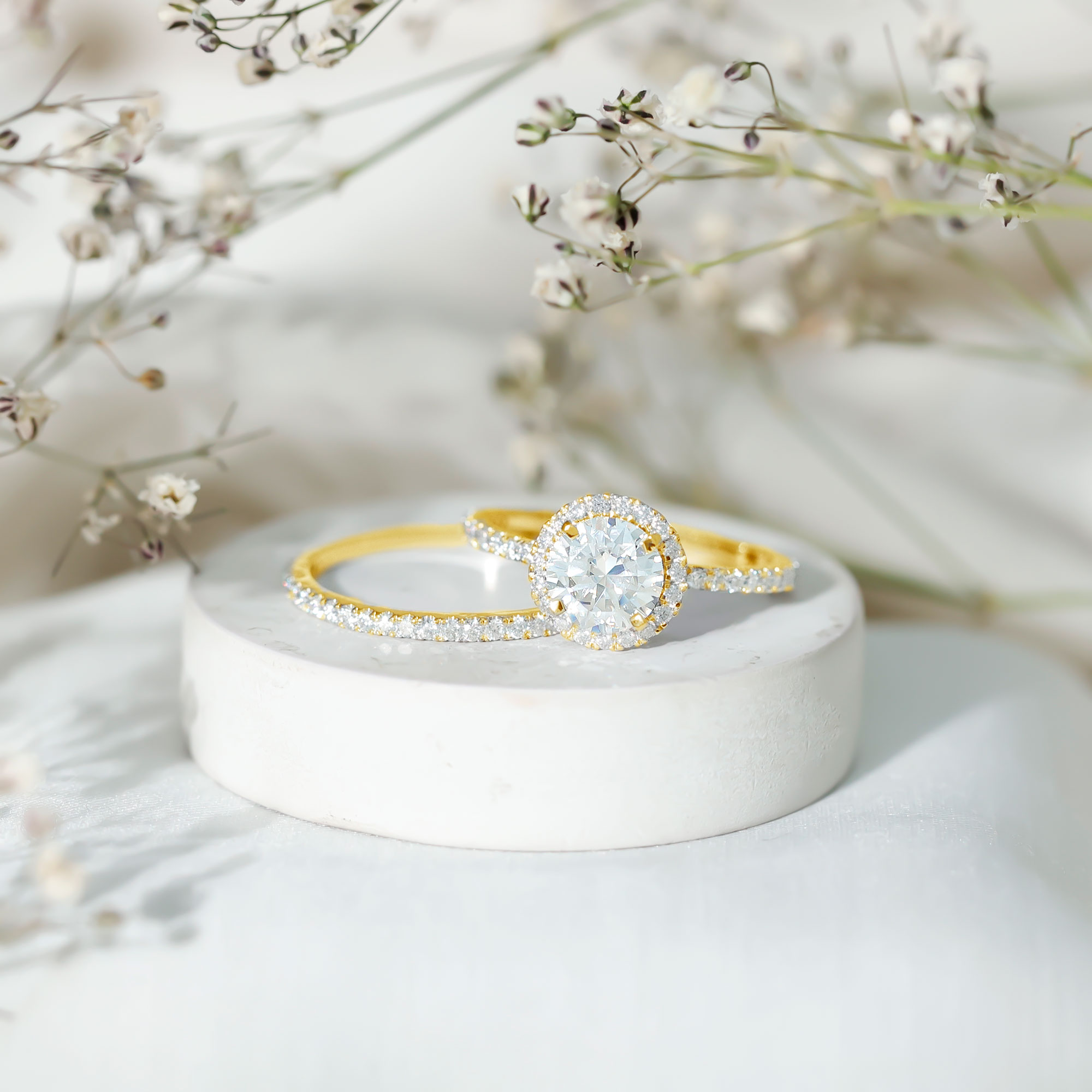 thumbnail video image 2 of Rosec Jewels Lab Created Diamond Engagement and Wedding Ring Set of 2 - EF-VS Quality Certified, 18K Yellow Gold, US 7.50, 2 of 8