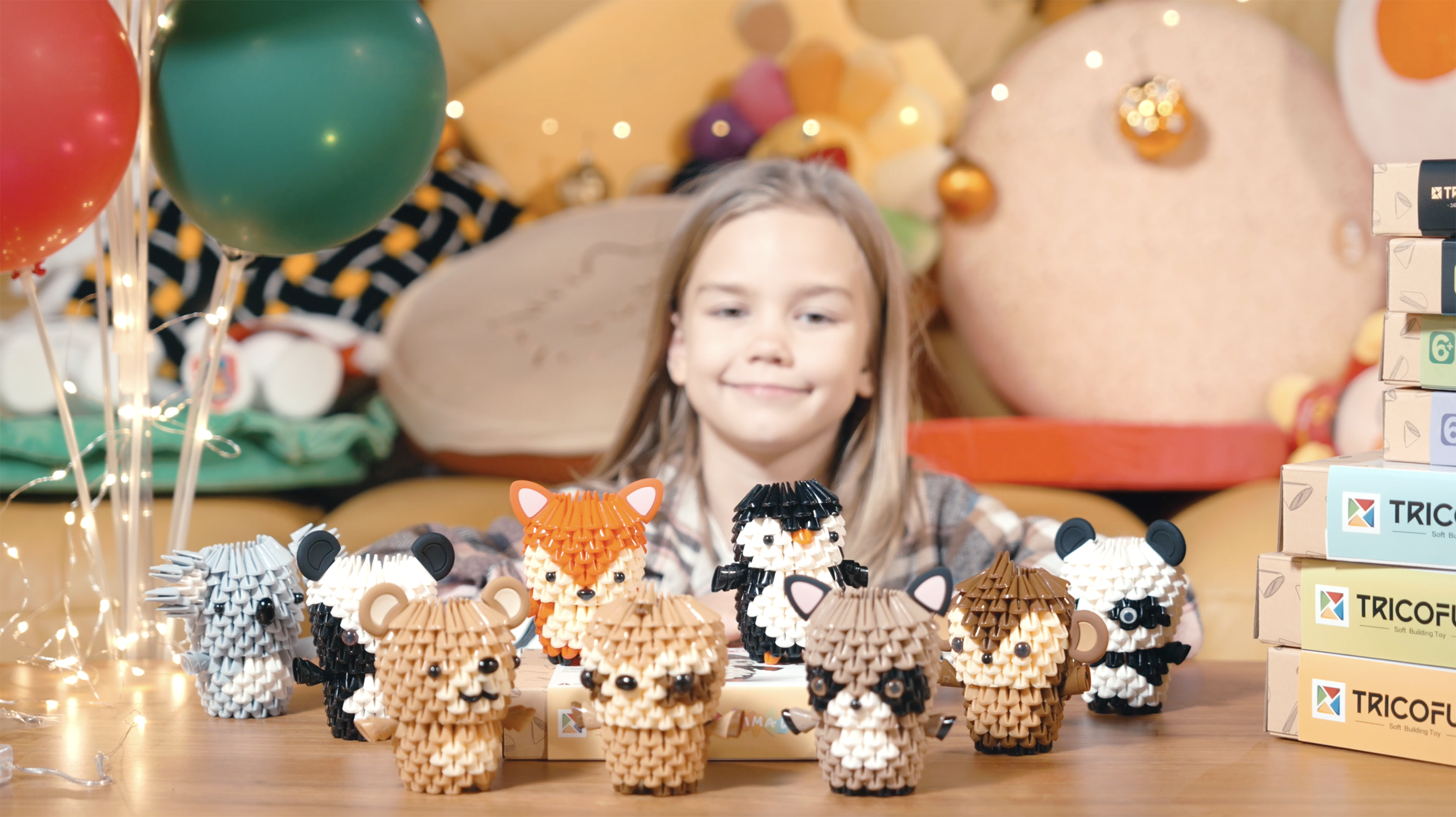 thumbnail video image 2 of TRICOFUN Animals Soft Building Blocks Interactive Building Toy Pengo the Penguin 1101-PENGUIN, 2 of 13