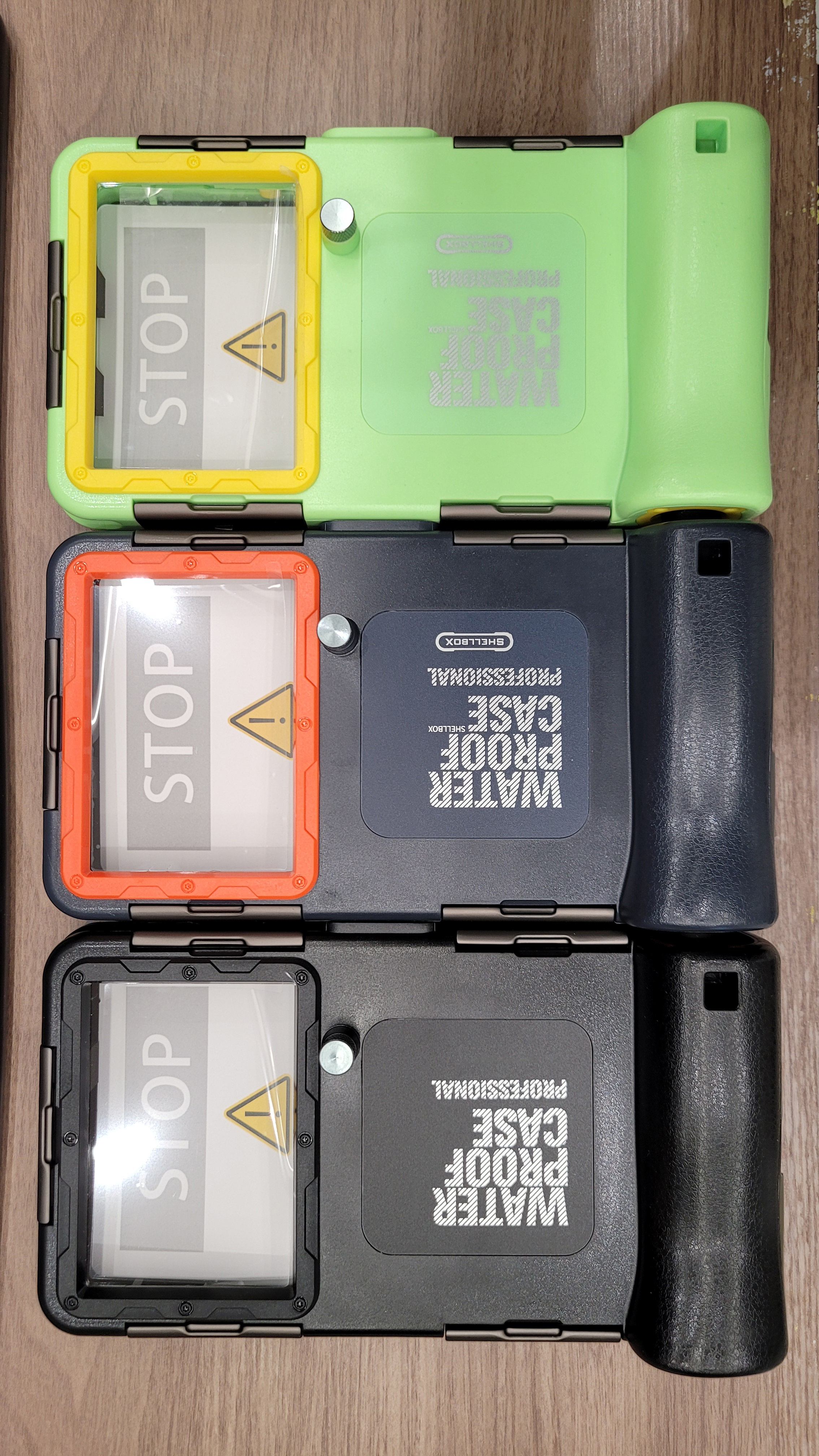 thumbnail video image 2 of 50ft IP68 Waterproof Diving Housing for iPhone 16/15/14/13/12/11/SE/Galaxy S25/S24/S23/S22/21/Note 20 Ultra Universal Waterproof Phone Protective Case for Snorkeling Scuba Swimming Surfing(Blue), 2 of 11