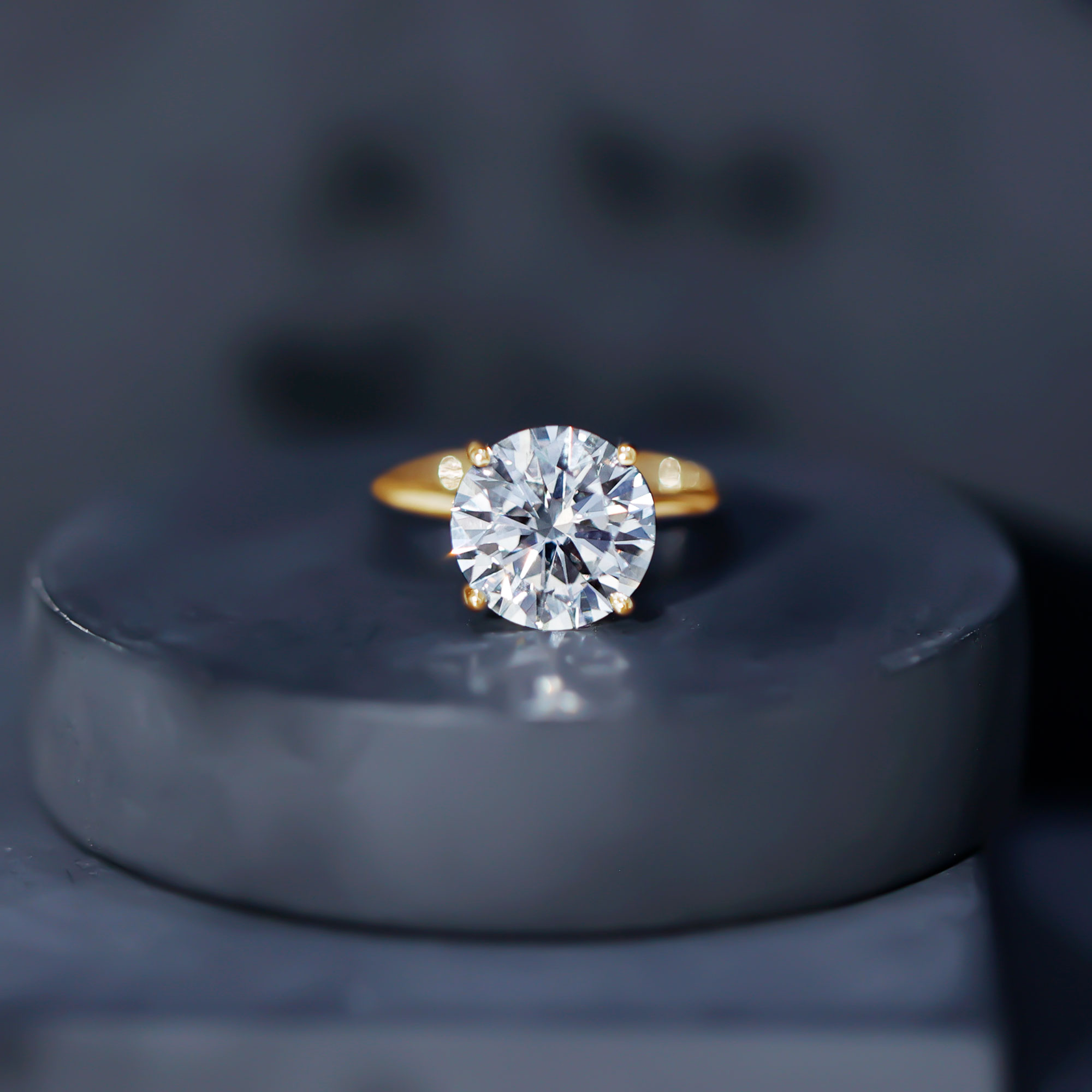 thumbnail video image 2 of Rosec Jewels Lab Grown Diamond Solitaire Engagement Ring 4 Carat - IGI Certified - E-VS1 Quality - with Jewelry Box, 18K White Gold, US 8.00, 2 of 9