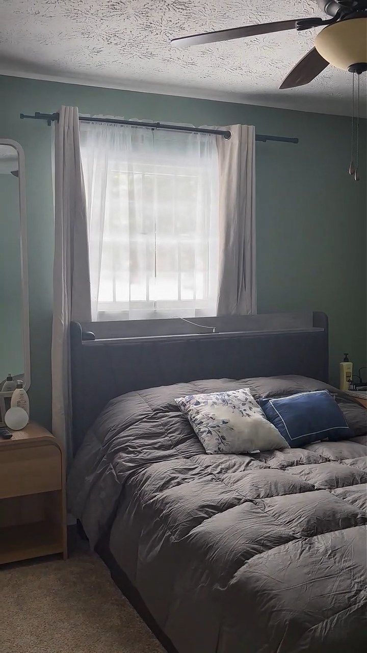 thumbnail video image 2 of HEI! DEAR 1" Adjustable Black Double Curtain Rod Set for Windows Heavy Duty with End Cap Finials,36-72", 2 of 8