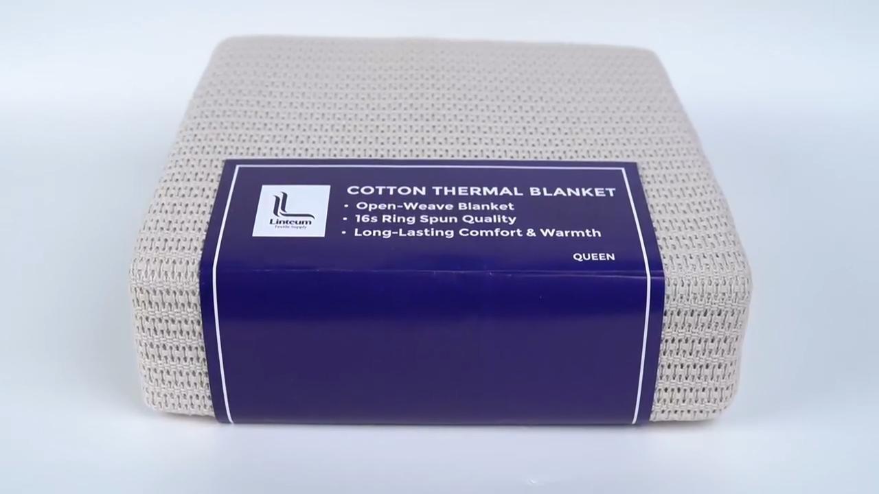 thumbnail video image 2 of Linteum Textile 100% Cotton Leno Weave Blanket (Hunter Green, Queen) 90x90 Inches, 2 of 8