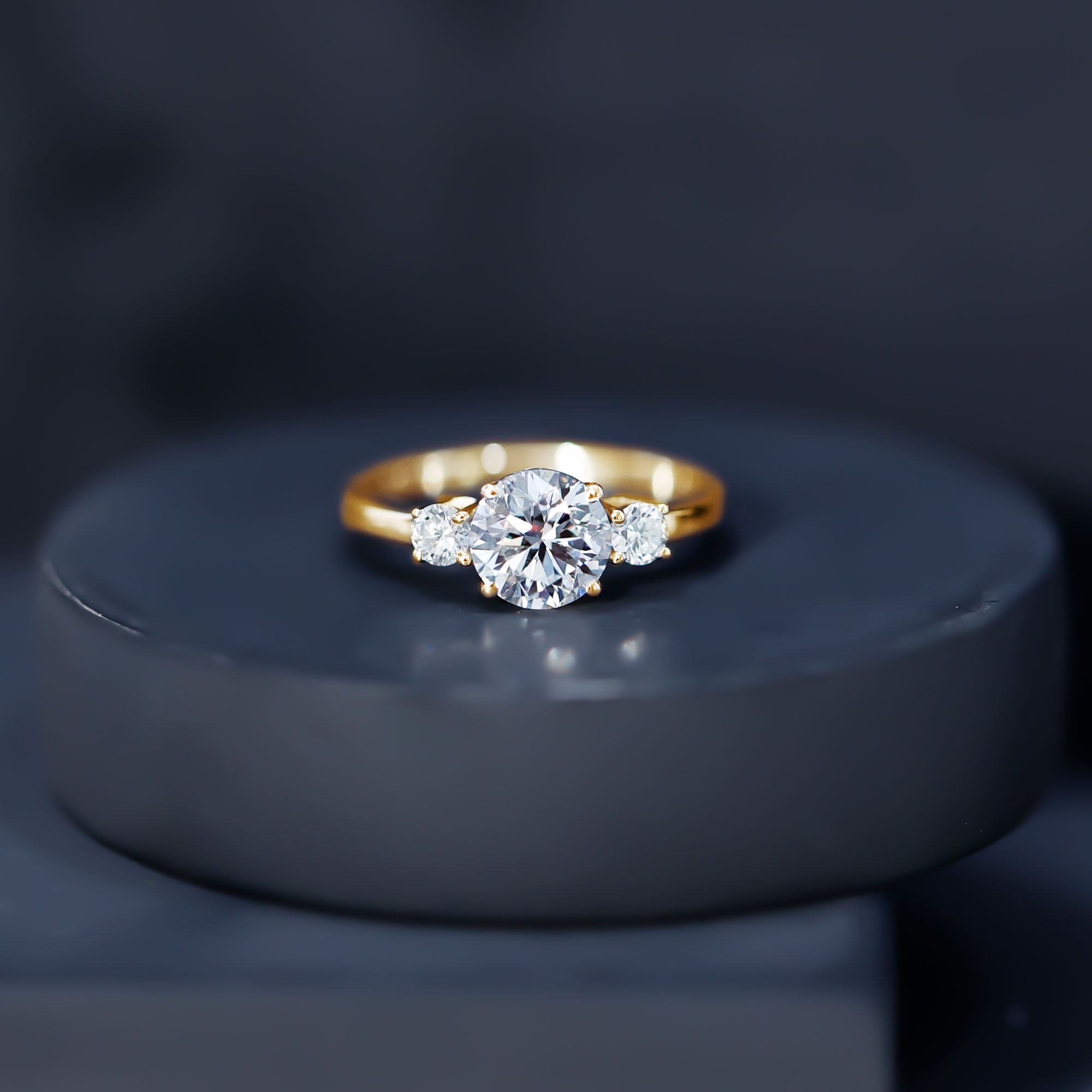 thumbnail video image 2 of Rosec Jewels - Lab Grown Diamond Engagement Ring - 1 Carat Circle Diamond Ring - Ef-Vs Quality, 10K White Gold, US 3.00, 2 of 8