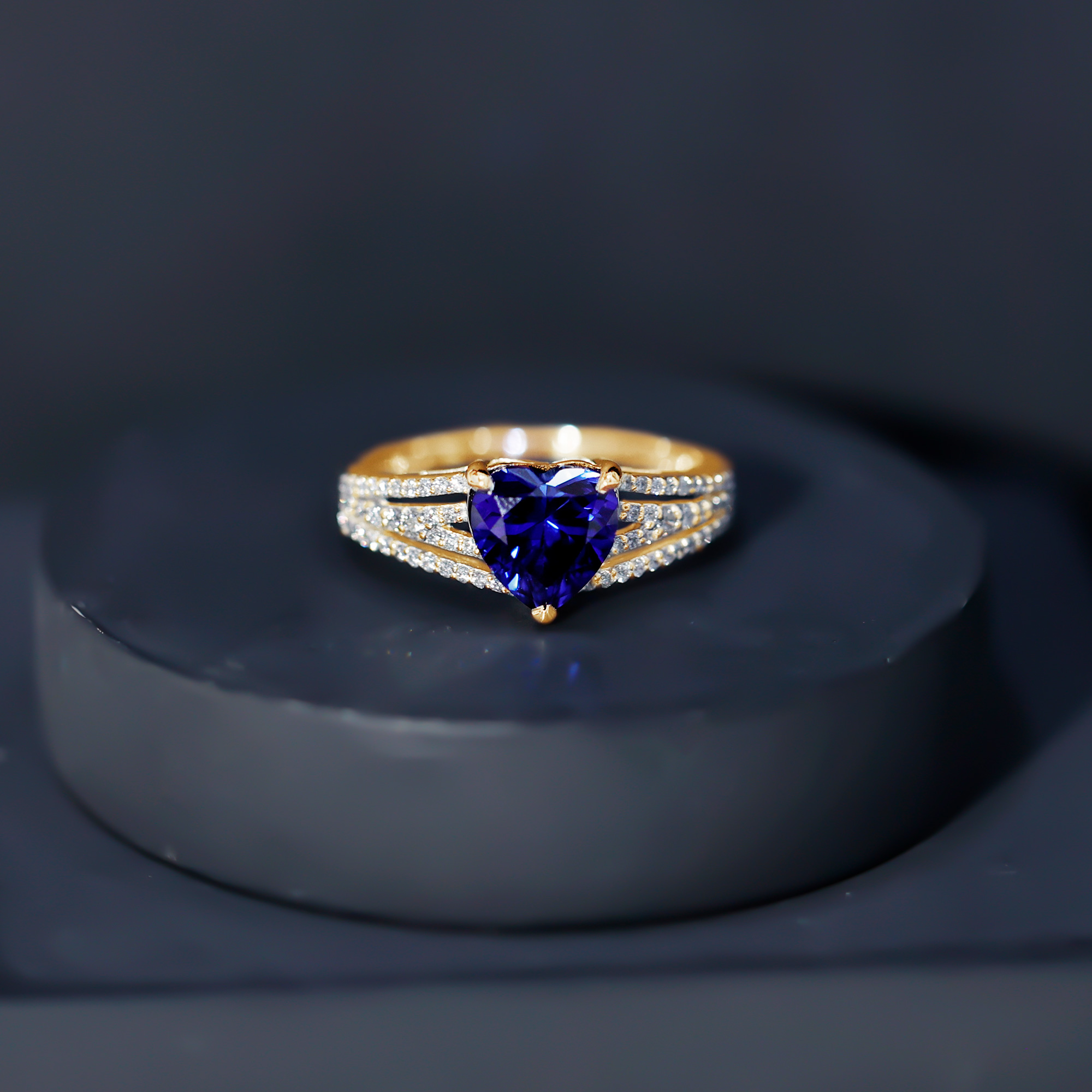 thumbnail video image 2 of Rosec Jewels Heart Shape Created Blue Sapphire Ring with Diamond - Split Shank Ring (2 Carat), 925 Sterling Silver, US 4.00, 2 of 8