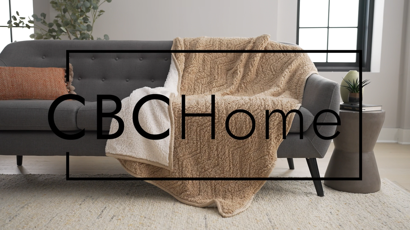 thumbnail video image 2 of CBCHome Cozy Chevron Sherpa Throw Blanket - Soft Reversible Plush Couch & Bed Throw - Great Gifts for Women, Mom, Friends (Plum, 50" x 60"), 2 of 7